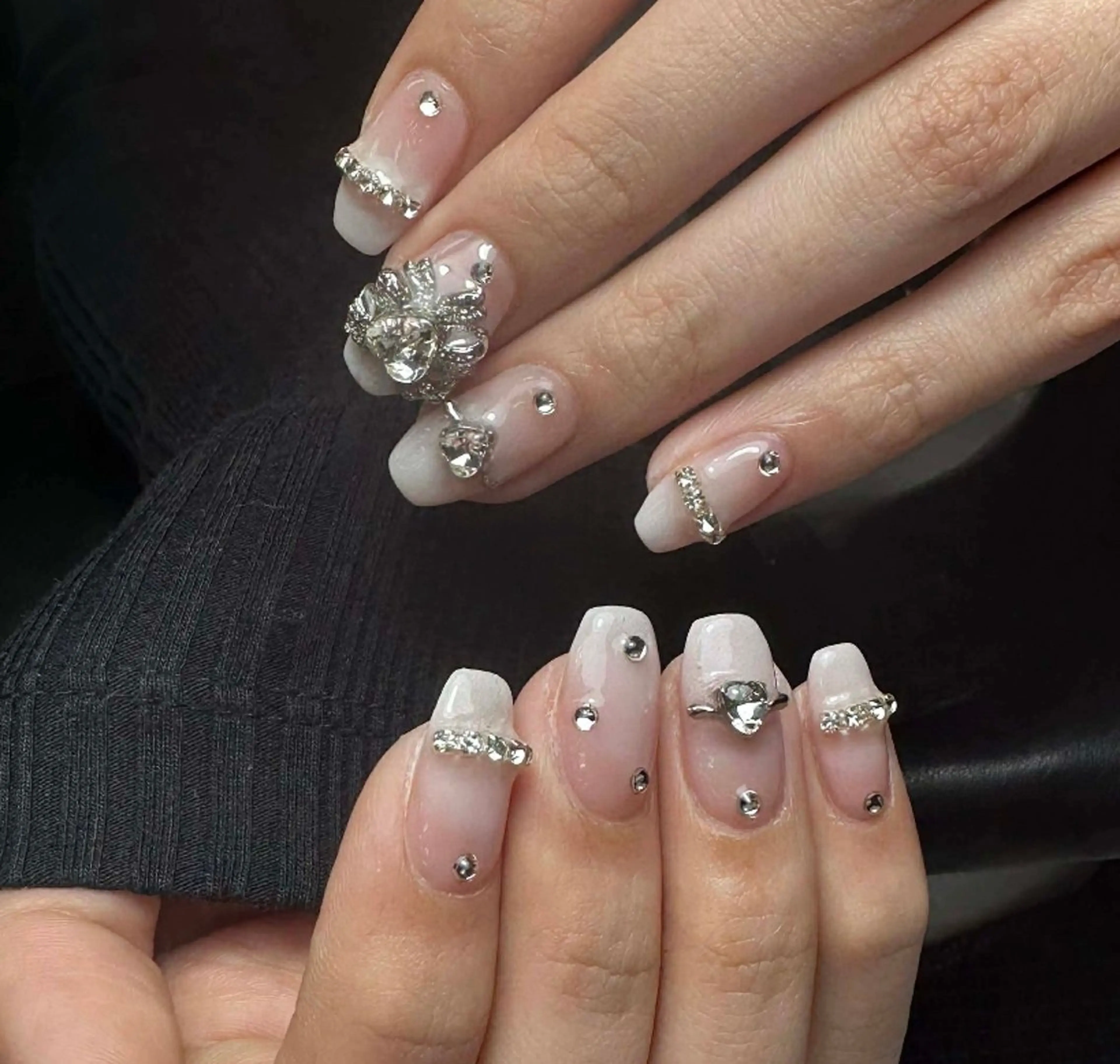 ネイル 韓国ネイル 持ち込み ニュアンスネイル ネイルチップ ハンドネイル Tini ANA.CHUOのネイルデザイン