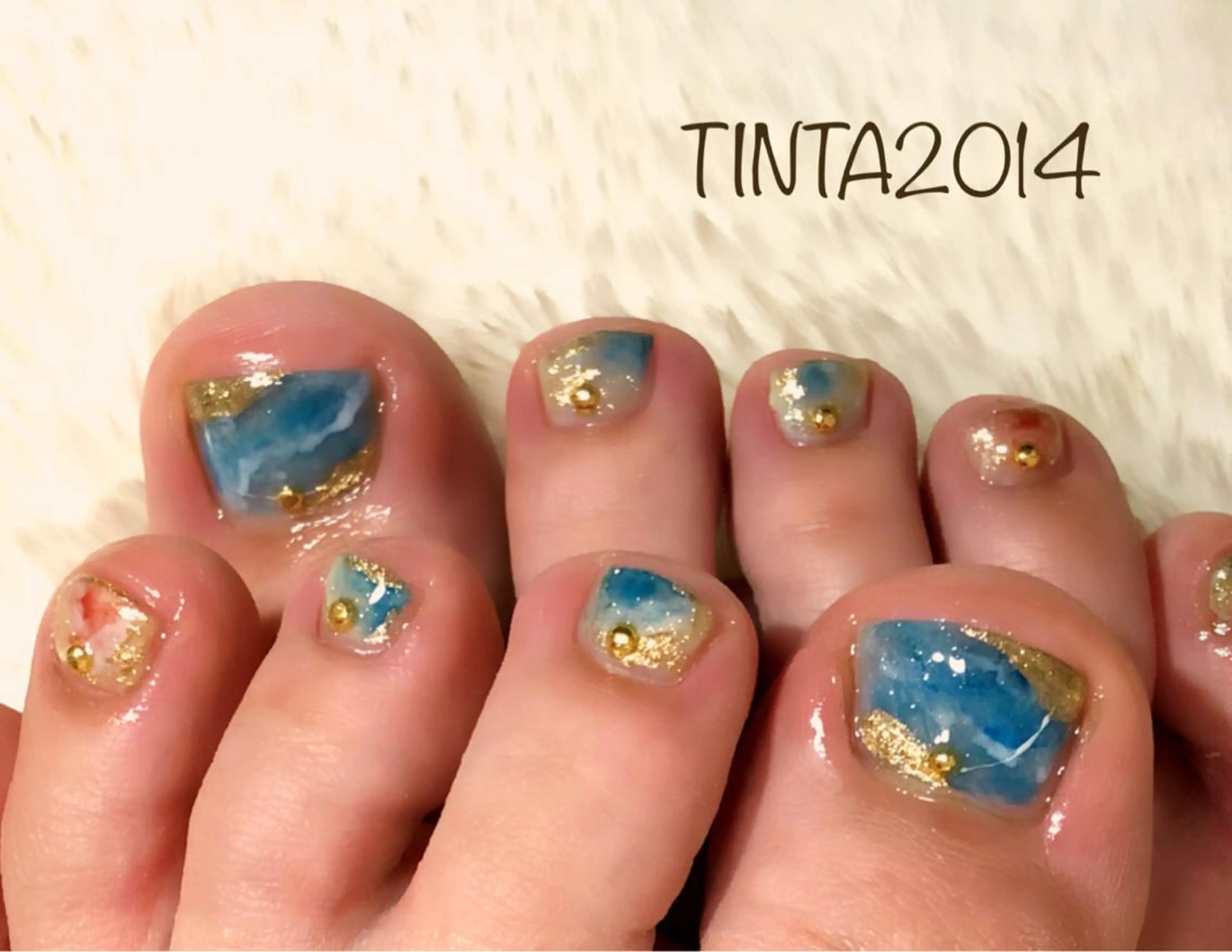 ネイル ブルー ニュアンスネイル ネイルサロン ティンタ所属・馬場 典子のネイルデザイン