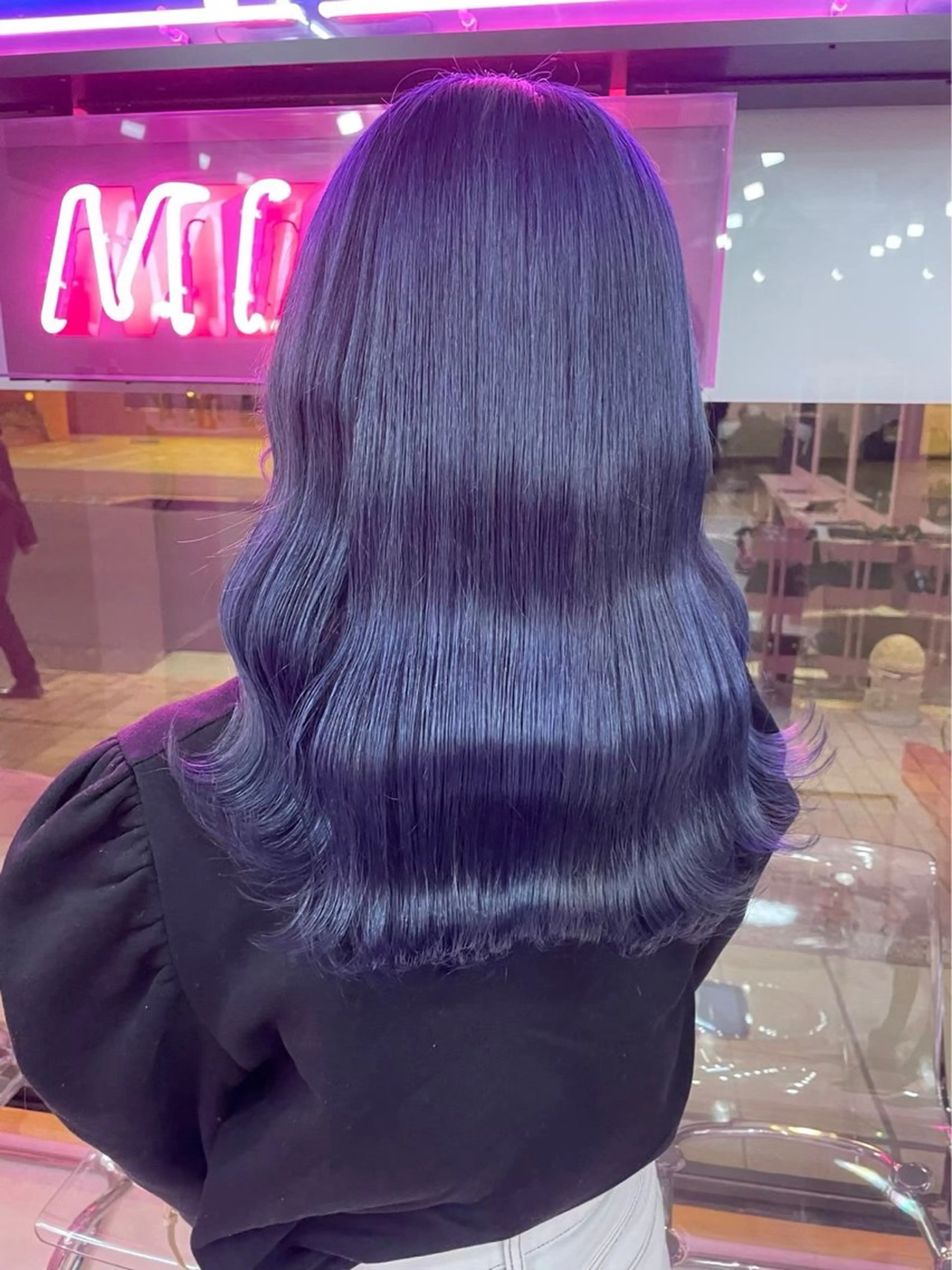 セミロング カラー アッシュ アッシュグレー ベージュカラー ブリーチ ブロンド 【美髪ハイトーン】 髪質改善/大和🎀のヘアスタイル