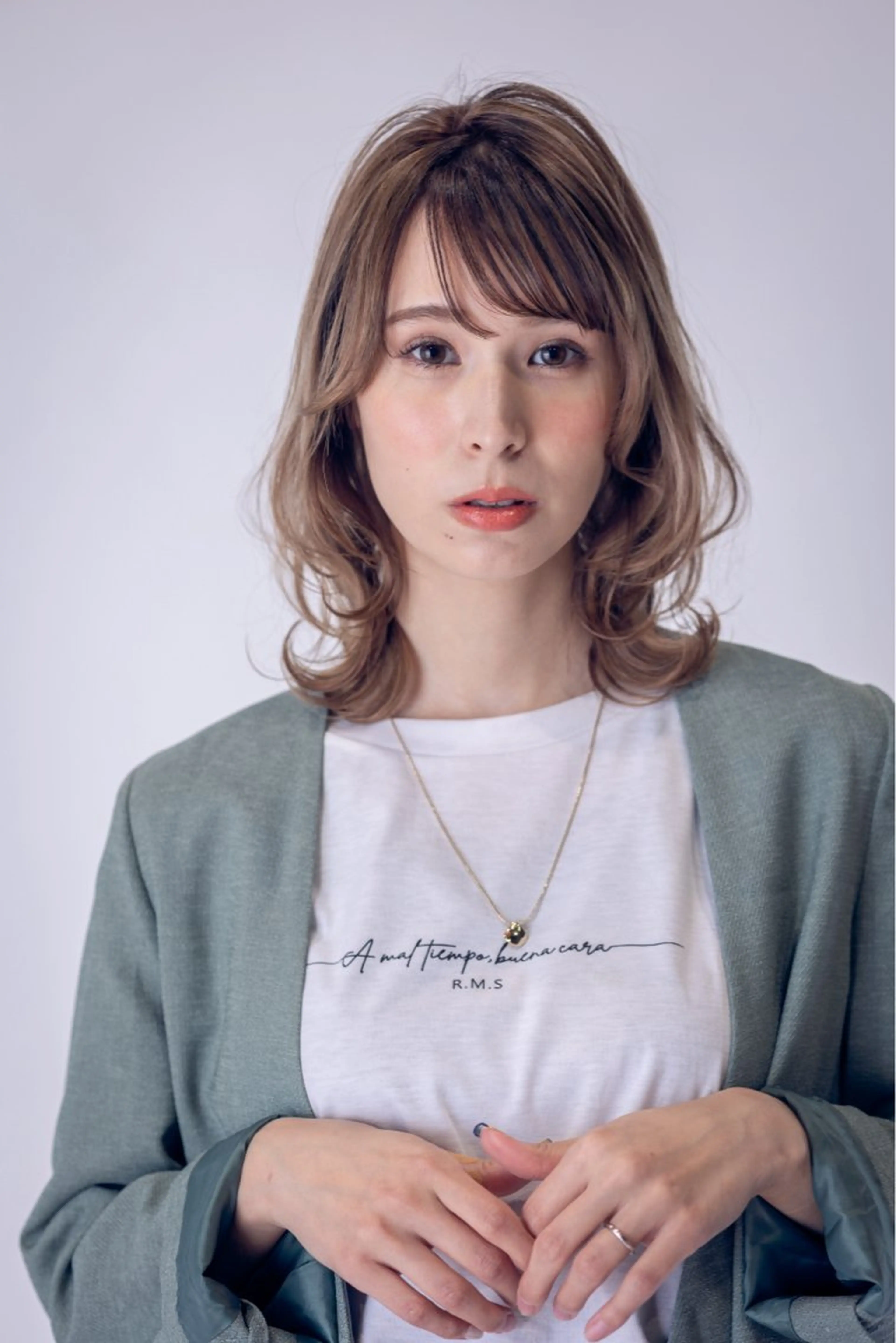 ミディアム コテ巻きパーマ/韓国 パーマ/佐野のヘアスタイル