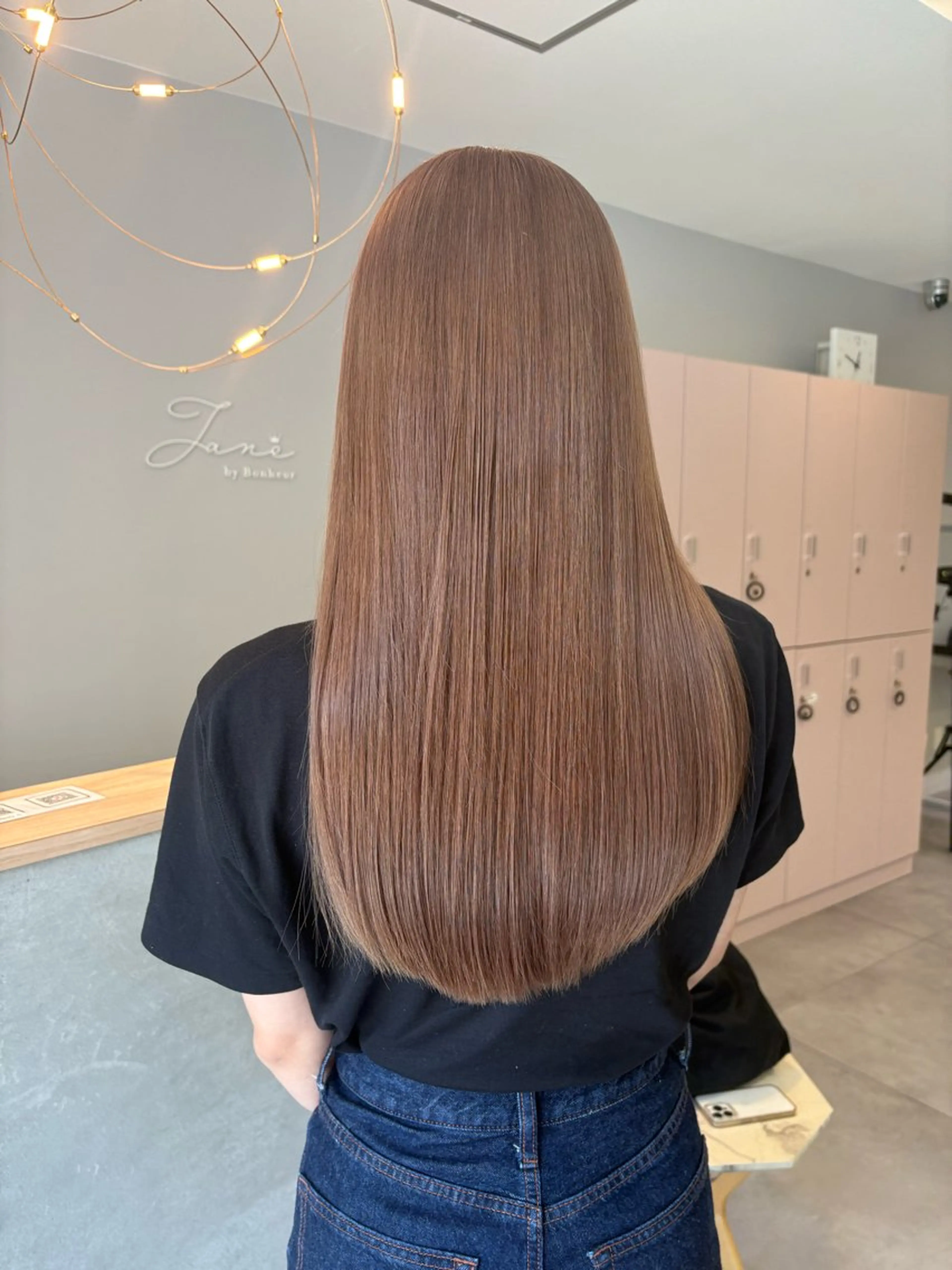 ロング 𝗕𝗼𝗻𝗵𝗲𝘂𝗿西梅田所属・ノンダメージ® 稲垣  いおりのヘアスタイル