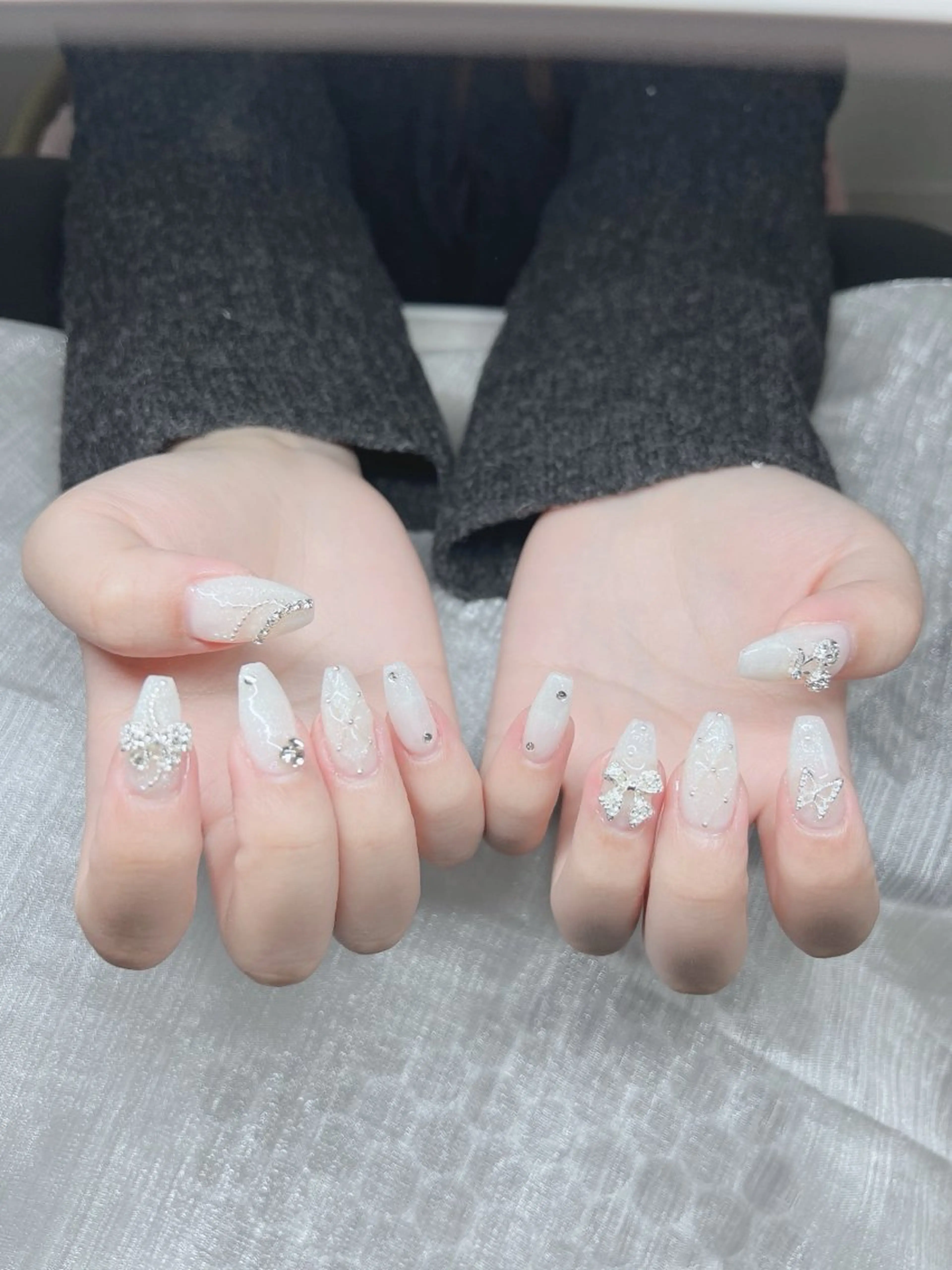 ネイル 長さ出し グラデーション 卒業式 キラキラネイル マグネットネイル Lee Nails チップ長さだし専門店のネイルデザイン