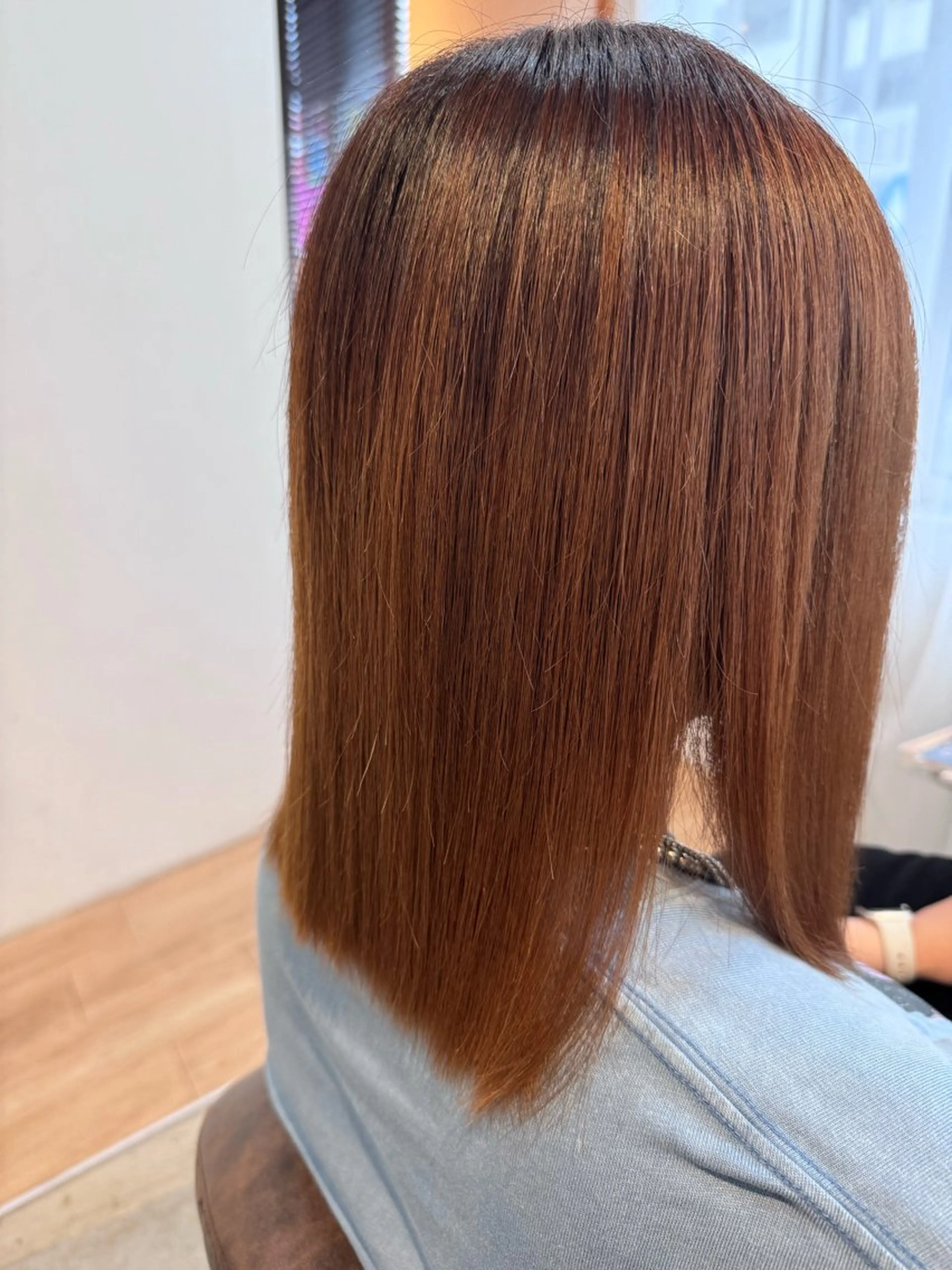 ミディアム 縮毛矯正 縮毛矯正 藤原 杏翼のヘアスタイル