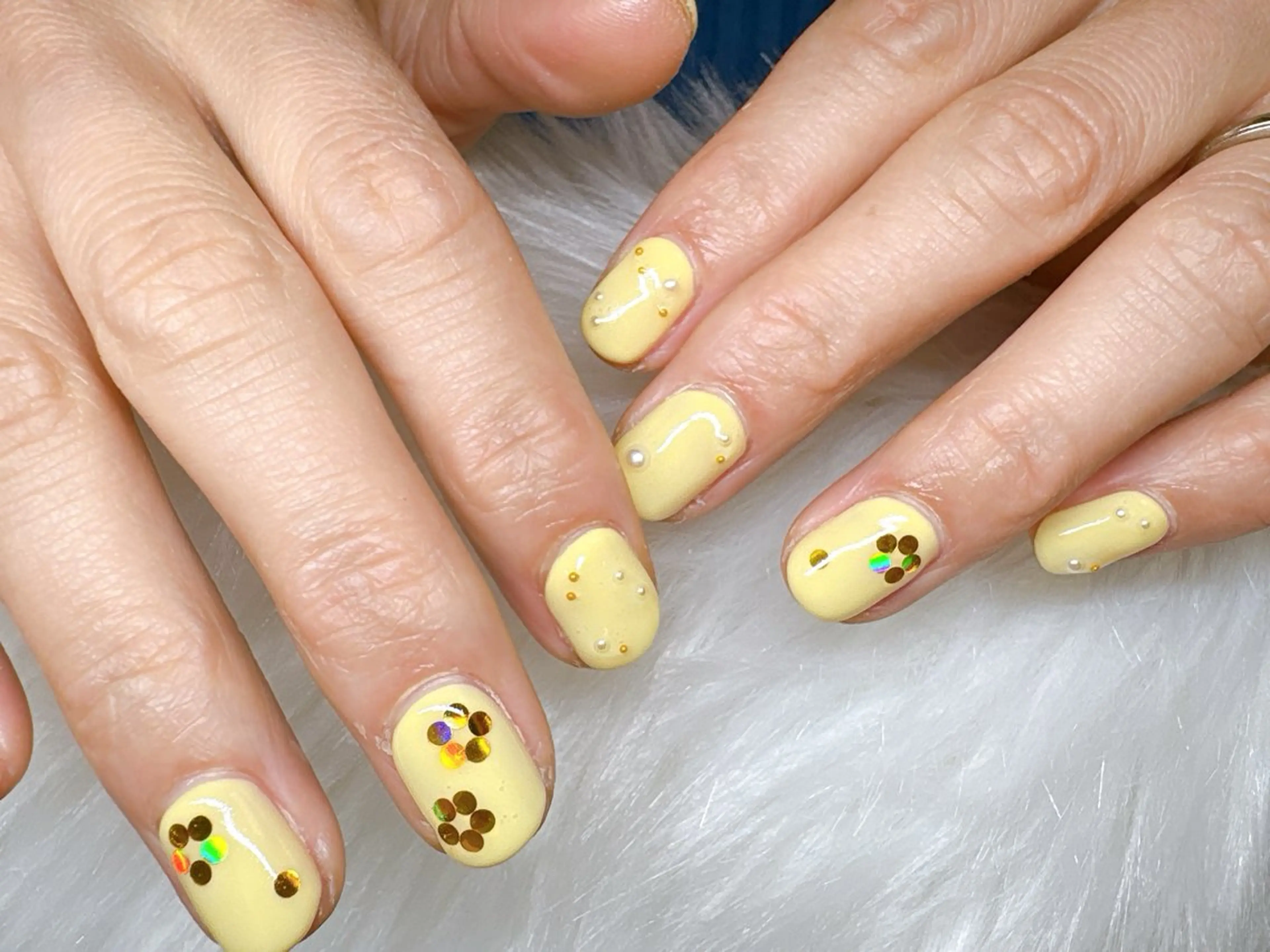 ネイル ECLAT エクラ所属・寺山 千鶴のネイルデザイン