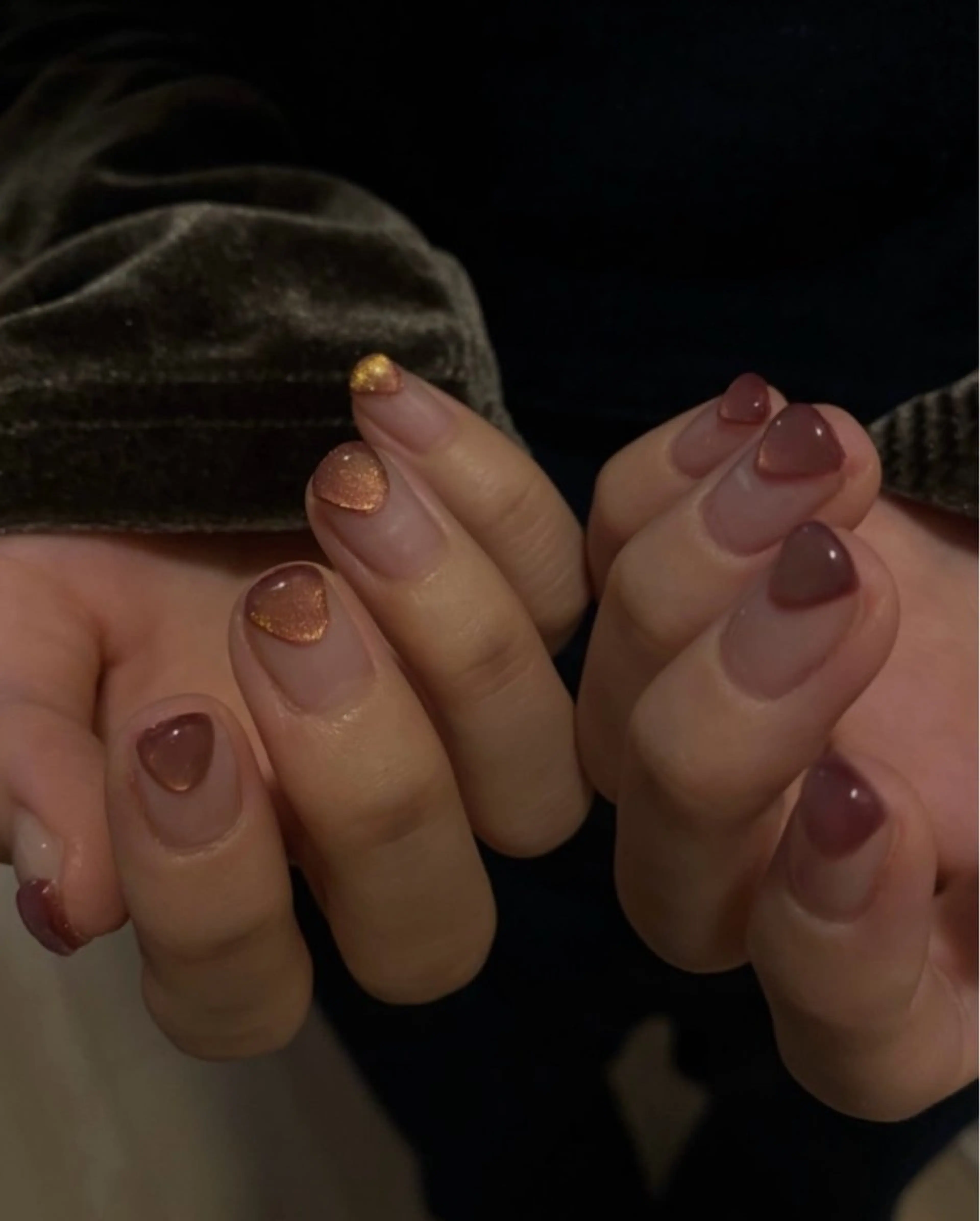 ネイル アートネイル 韓国ネイル ニュアンスネイル ぷっくりネイル ハンドネイル ハンドケア hina .のネイルデザイン