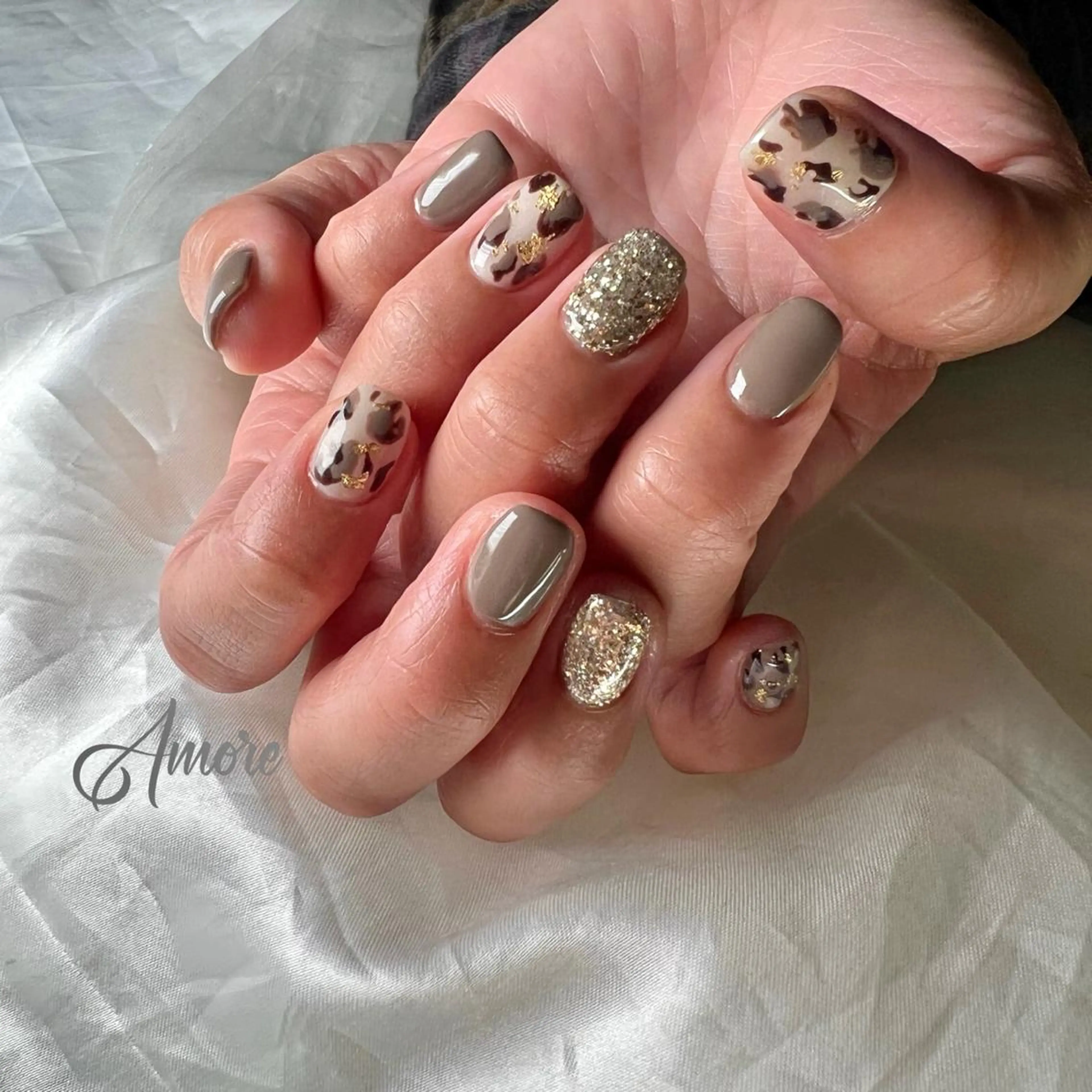 ネイル ジェルネイル ミラーネイル オフィスネイル パラジェル You kyehwaのネイルデザイン