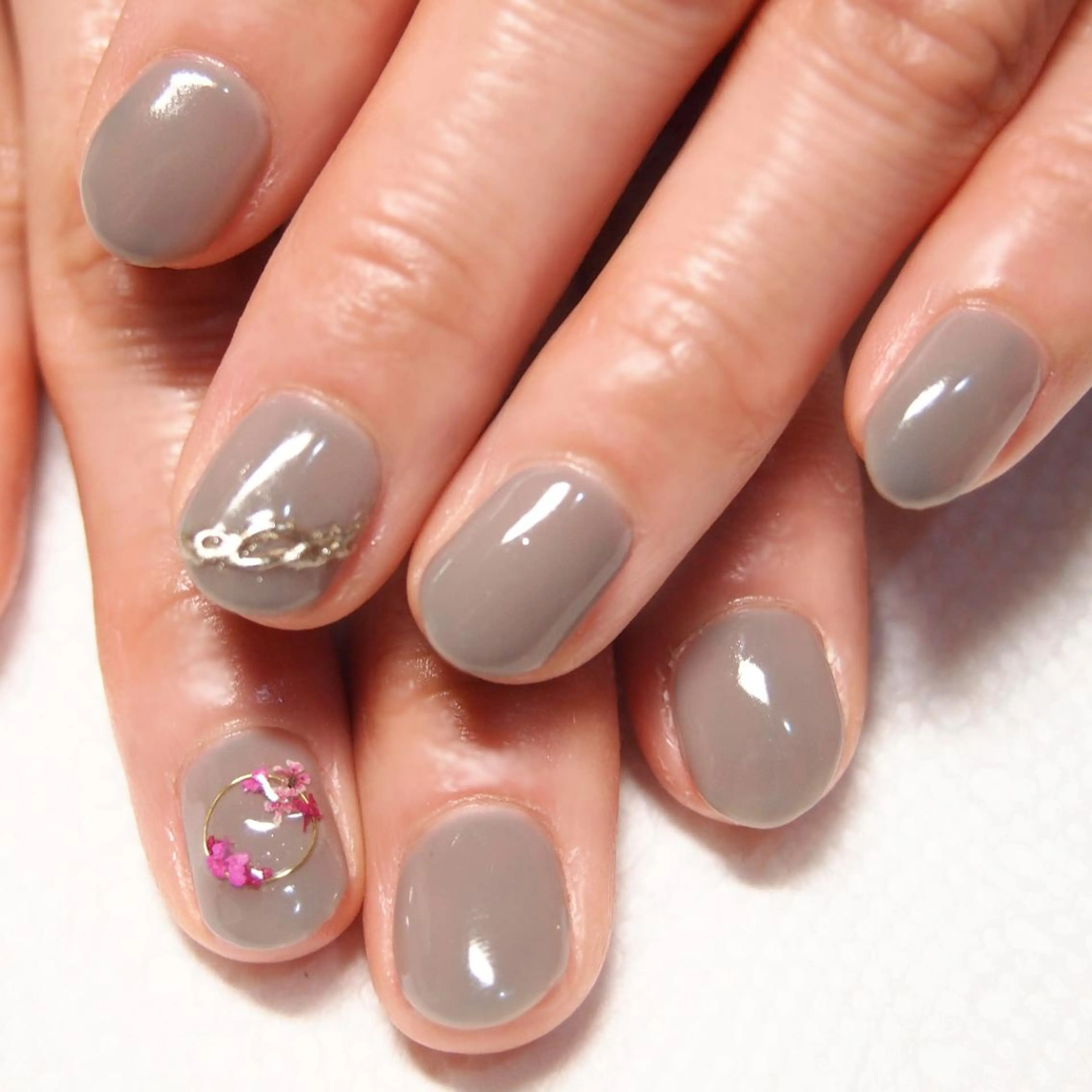 ネイル 山田 麻衣のネイルデザイン