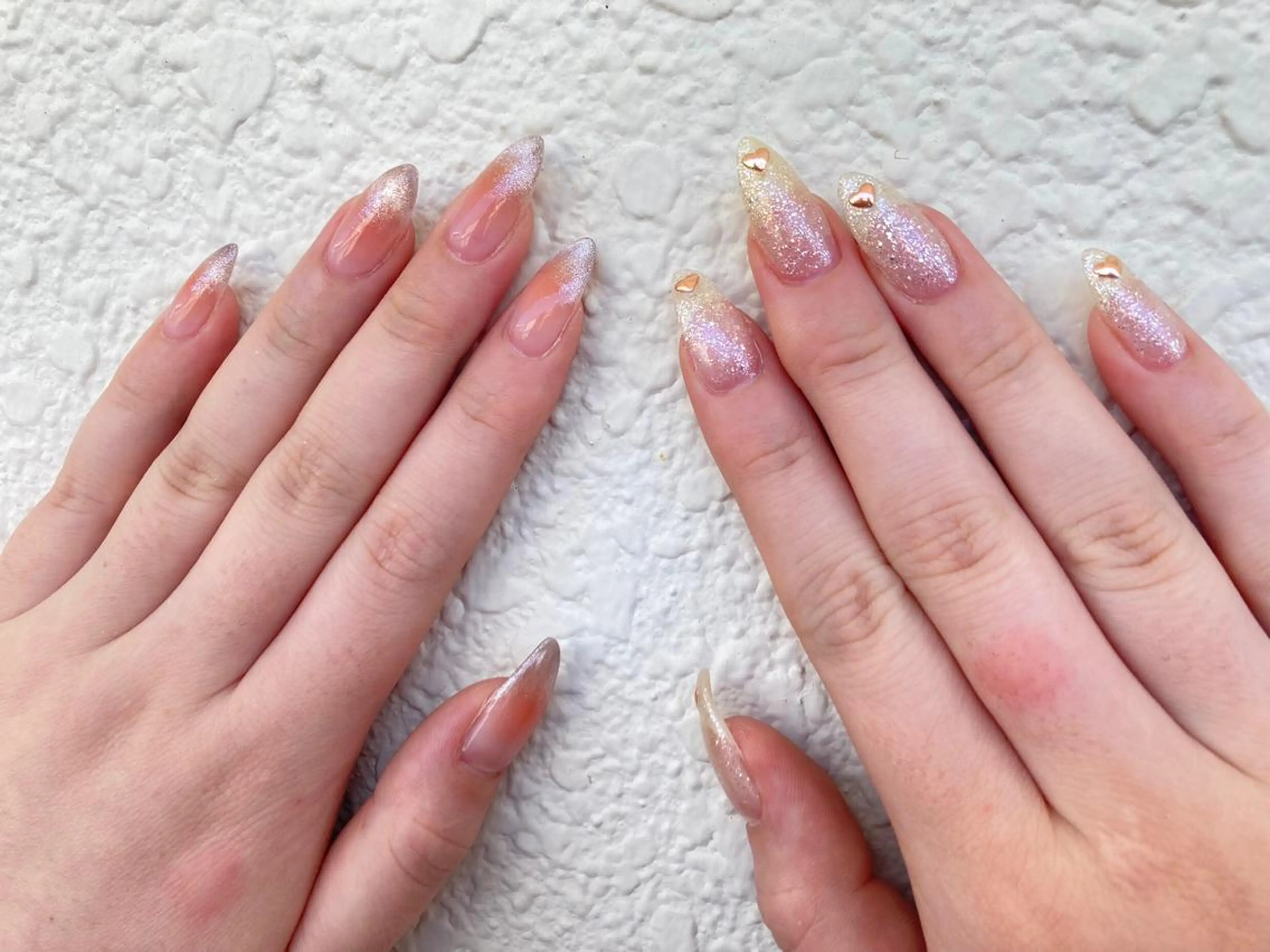 セミロング ネイル ハンドネイル フットネイル ✴︎ Delightのネイルデザイン