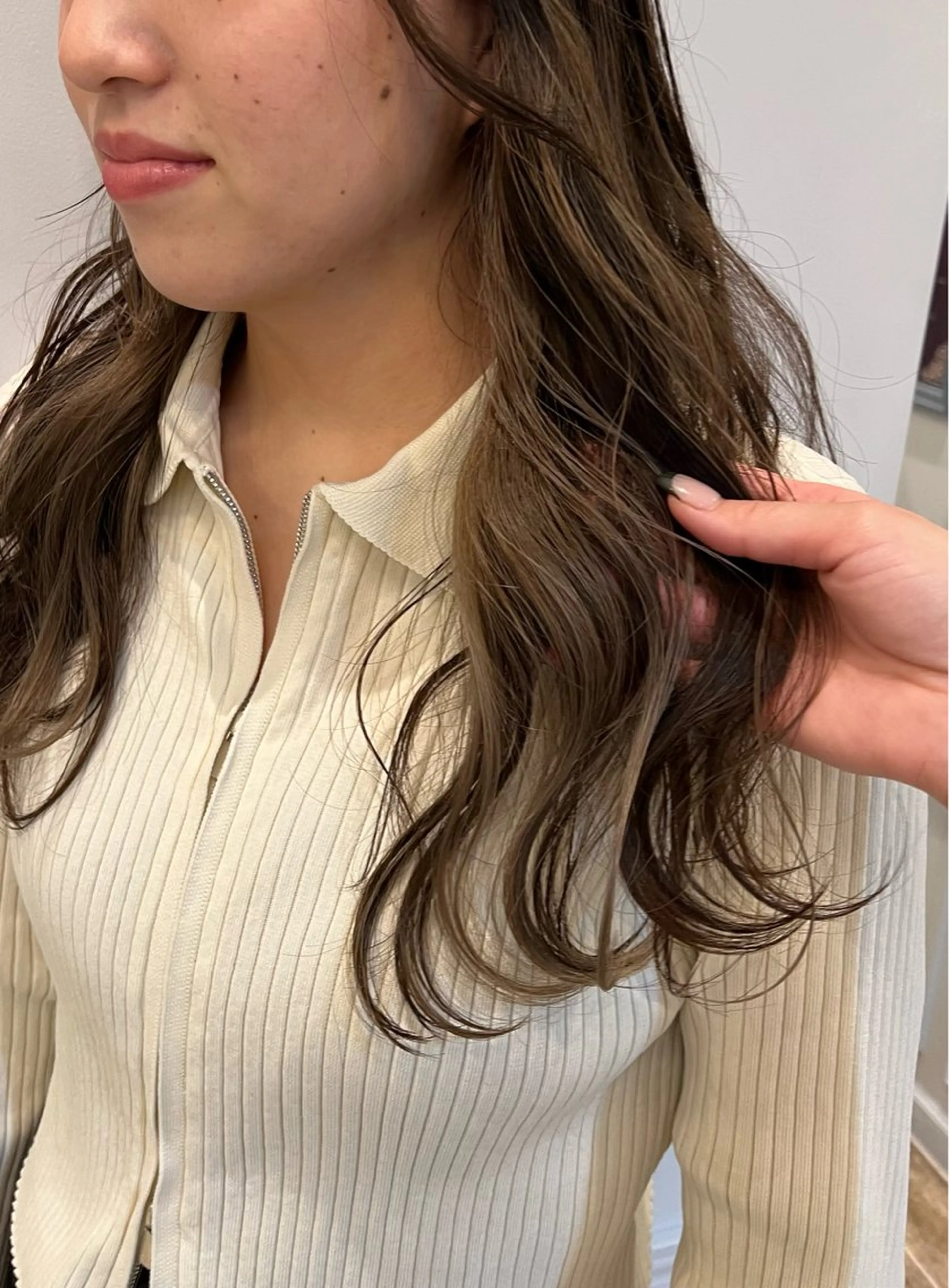 ブリーチ込インナーカラー🩷✨(全体カラー込)(処理トリートメント込)初回¥2000-offの写真