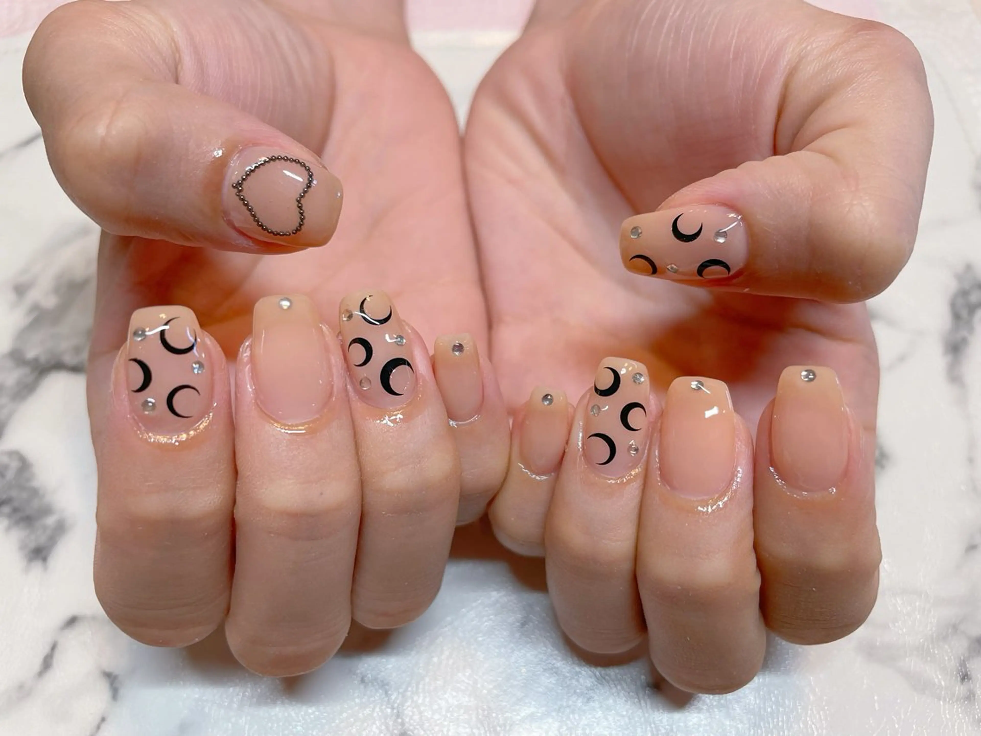 ネイル ハンドネイル エン Nail salonのネイルデザイン