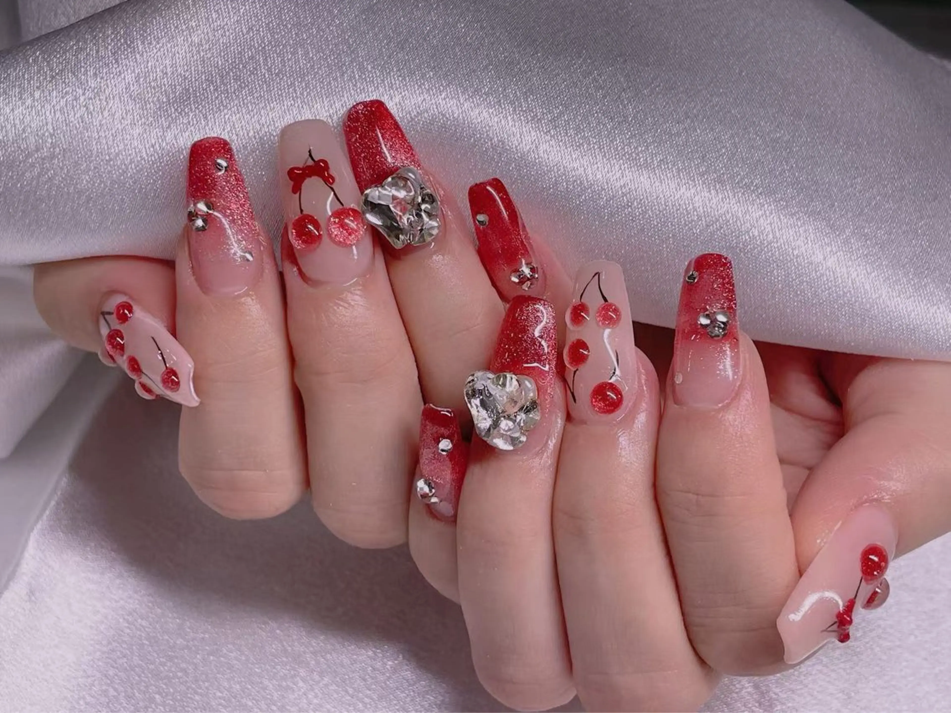 ネイル ハンドネイル エムズ ハヤシのネイルデザイン