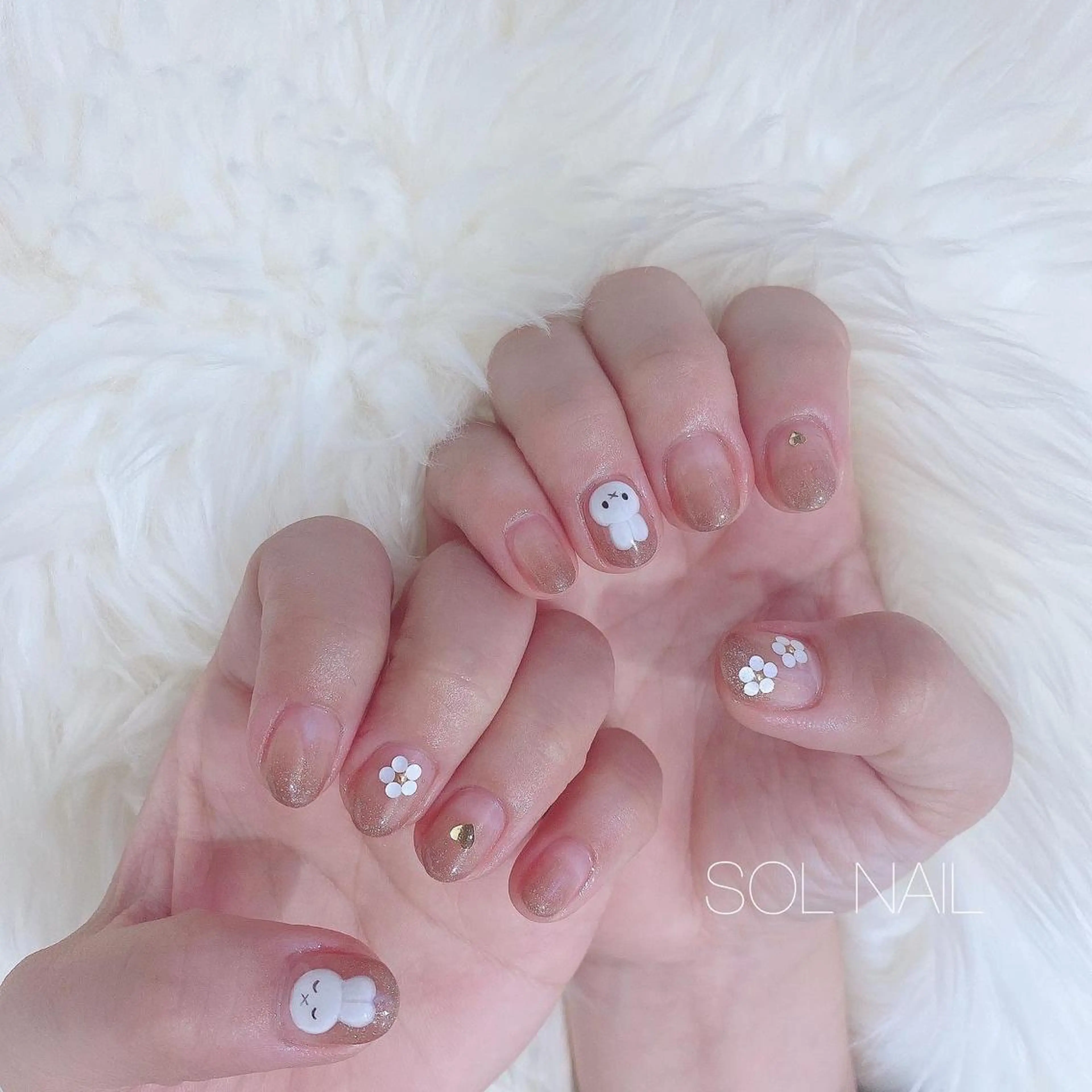 ネイル SOL NAILのネイルデザイン