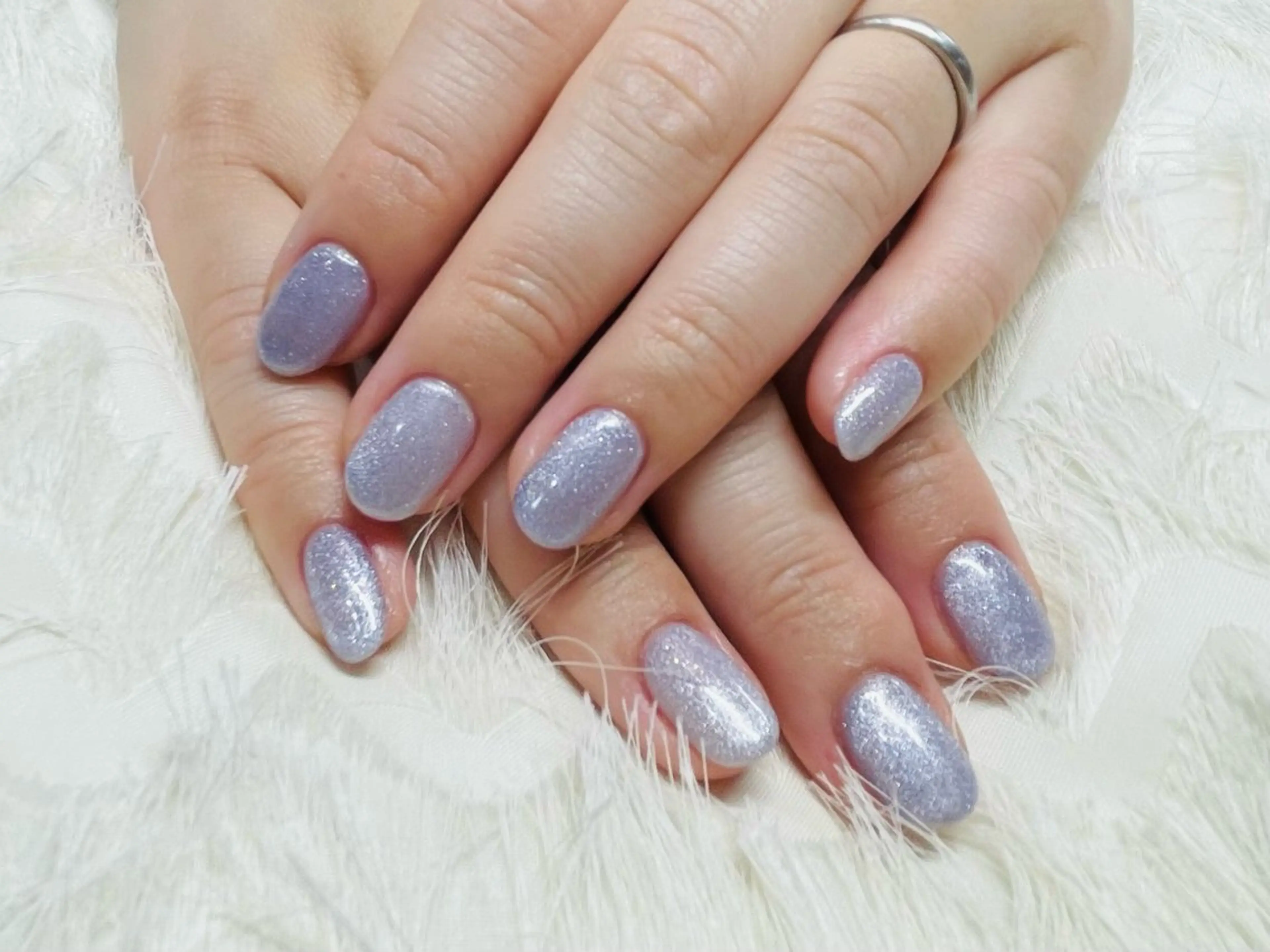 ネイル ブルー マグネットネイル ホワイト ハンドネイル パラスパガーデン Nitagai☺︎のネイルデザイン