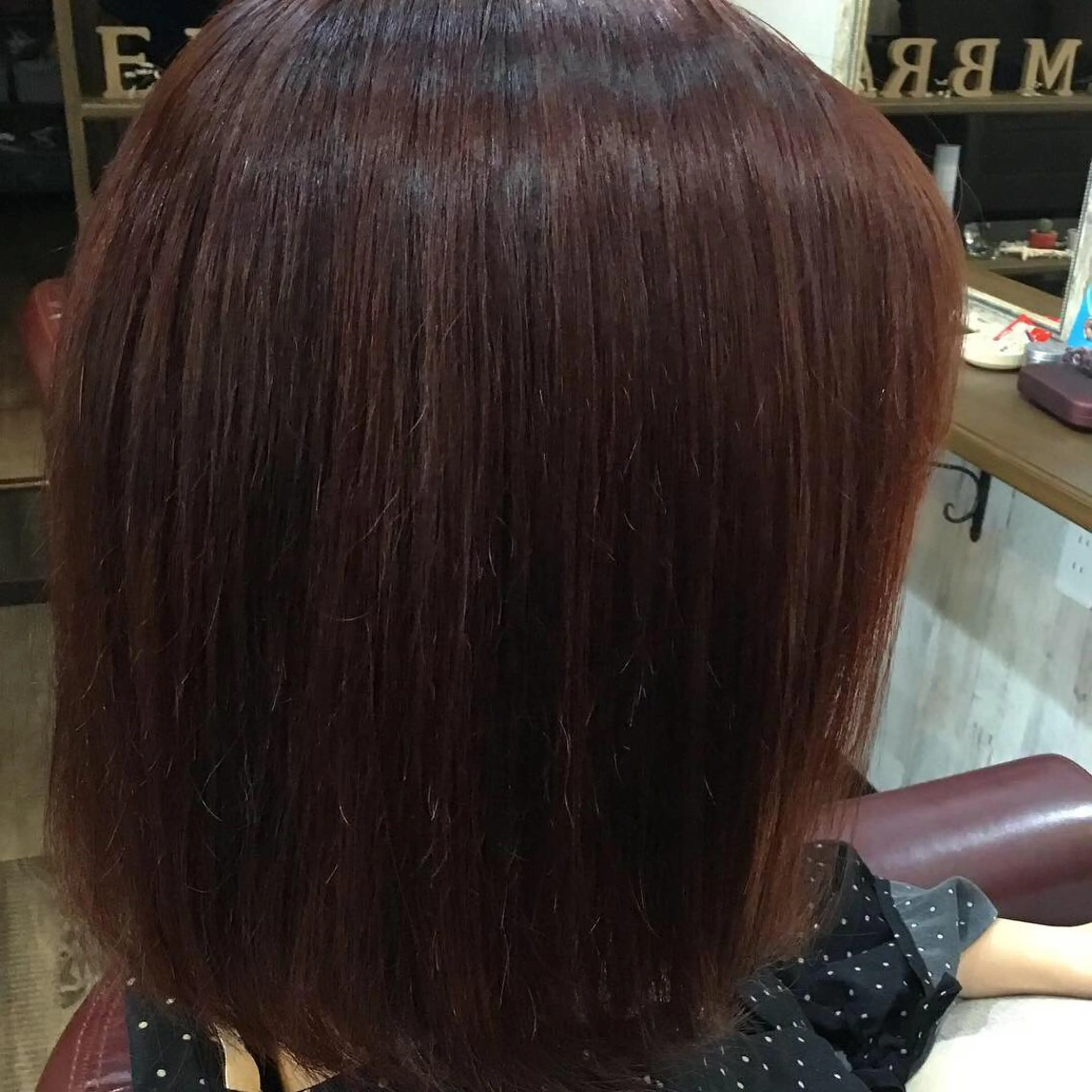 ミディアム カラー embrace エンブレイスのヘアスタイル