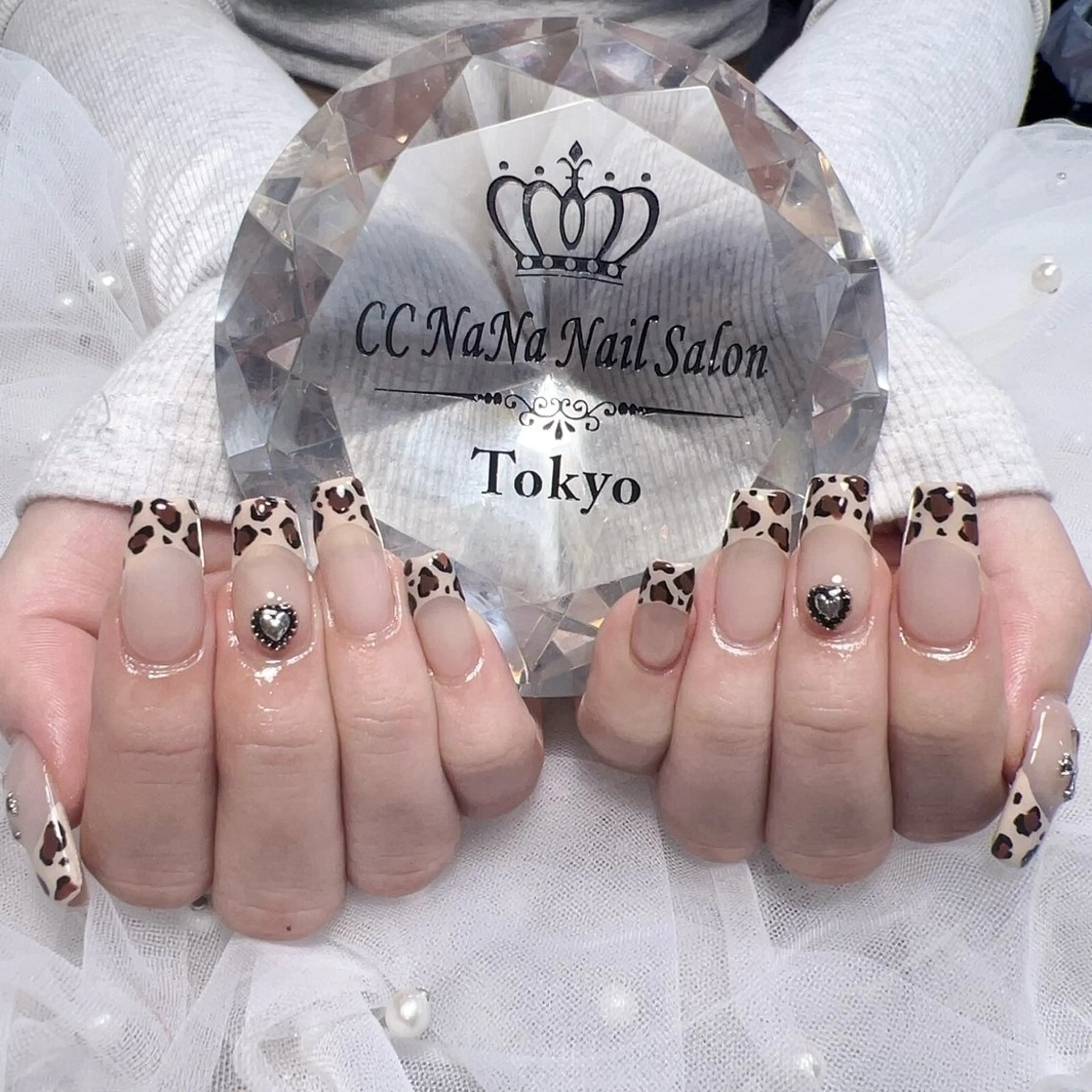 ネイル ハンドネイル 💎CC・NaNa 韓国風ネイル🌙Cのネイルデザイン