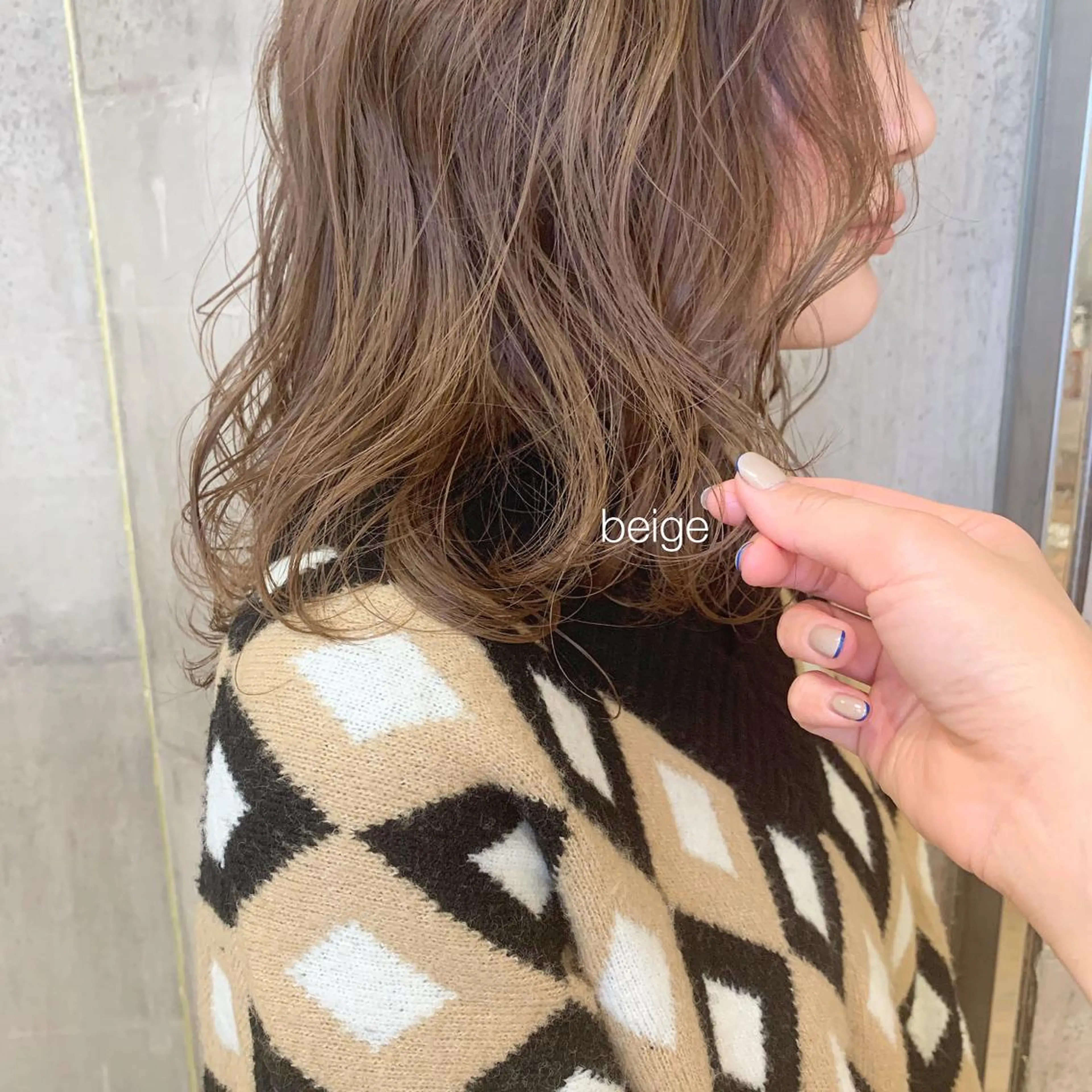 セミロング カラー ブリーチ ﾊｲﾄｰﾝ/ｼｮｰﾄ 村上淳乃🐥のヘアスタイル