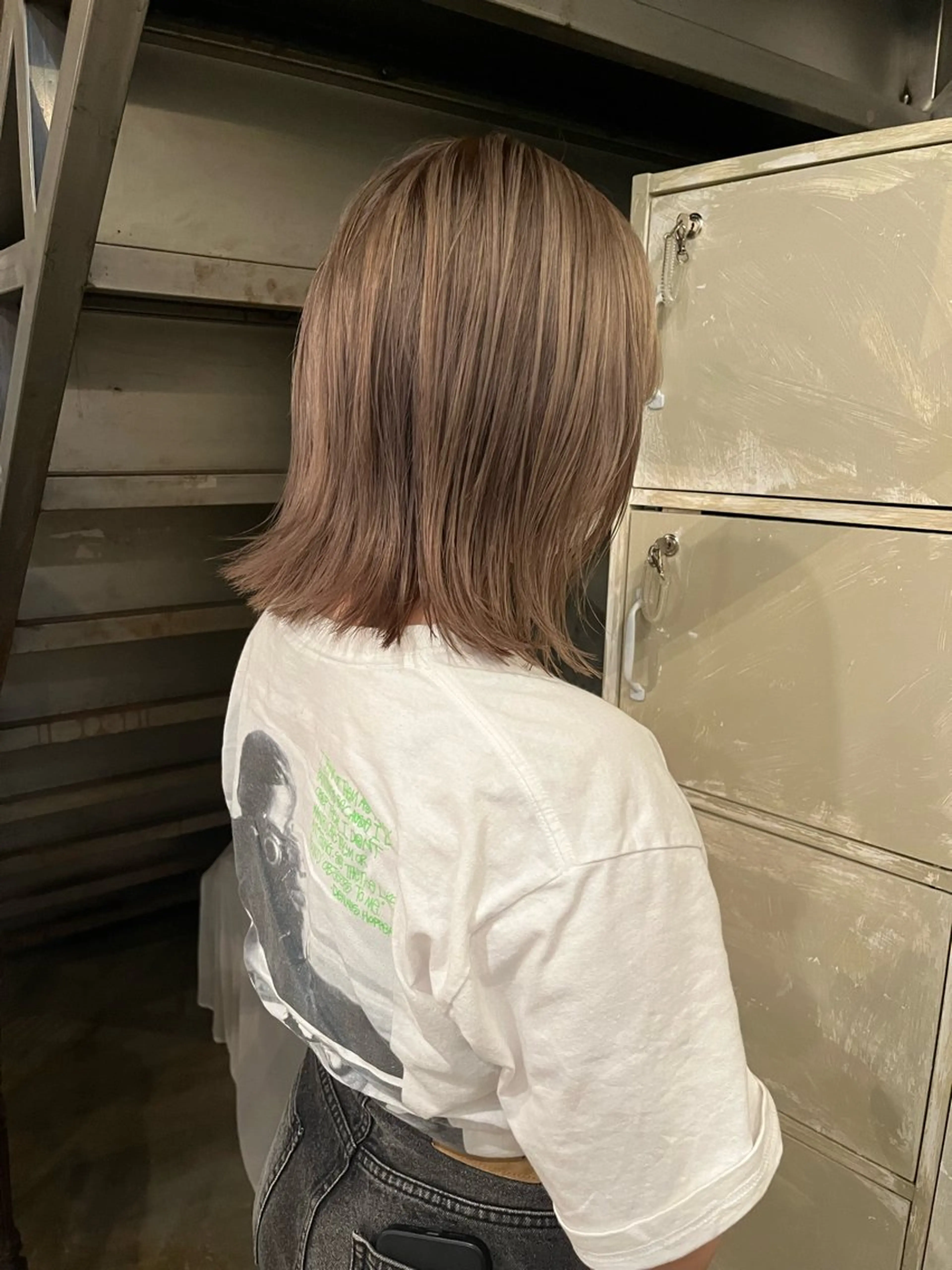 ミディアム カラー ナチュラルなヘア /ヨシダトモキのヘアスタイル