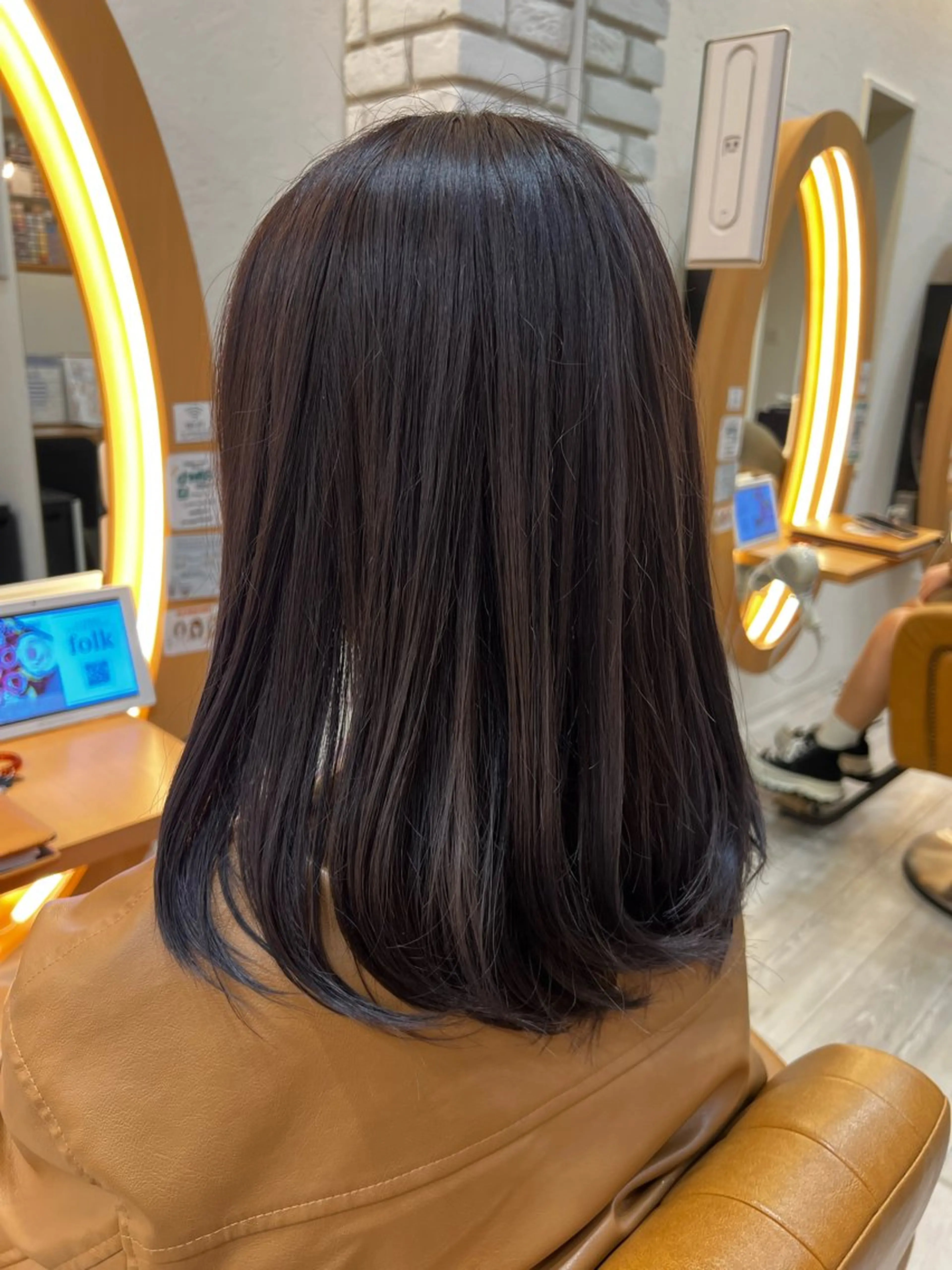 セミロング adorableけやき通り店所属・adorable 小西彩里のヘアスタイル