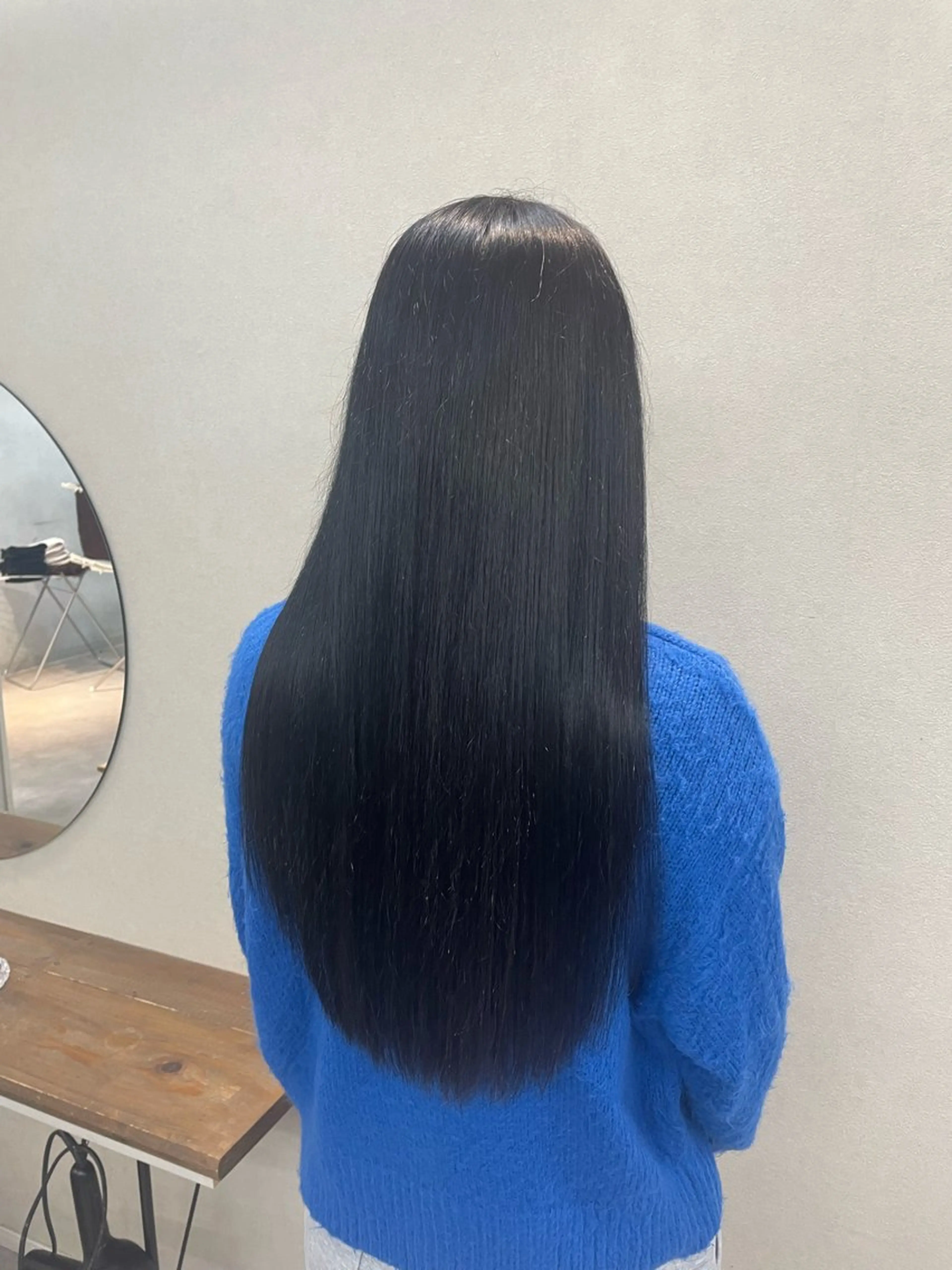 カラー YUE(ユエ)☁️ アユナのヘアスタイル