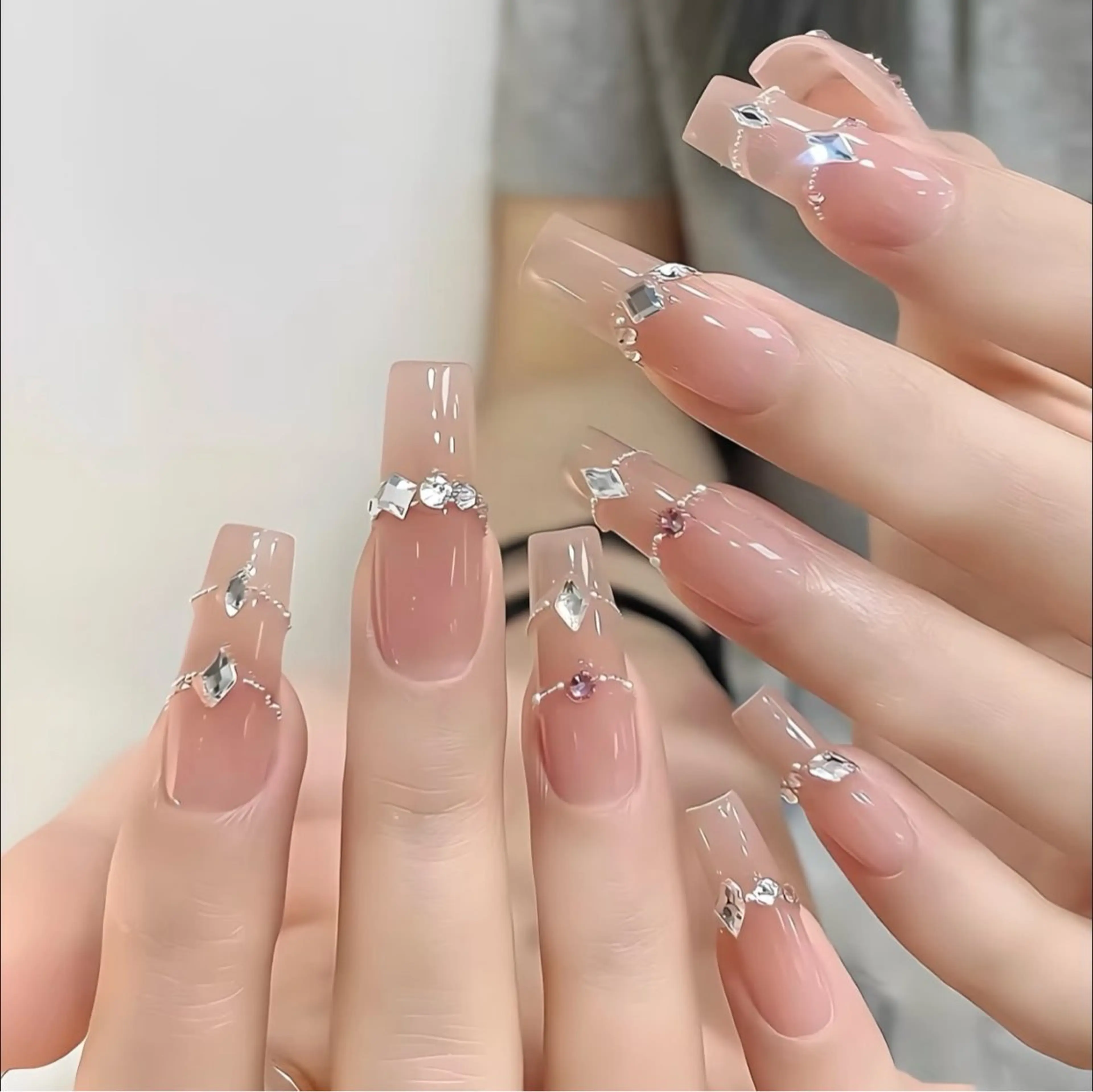 ネイル ハンドネイル Luvia Ginza所属・Luvia Ginzaのネイルデザイン