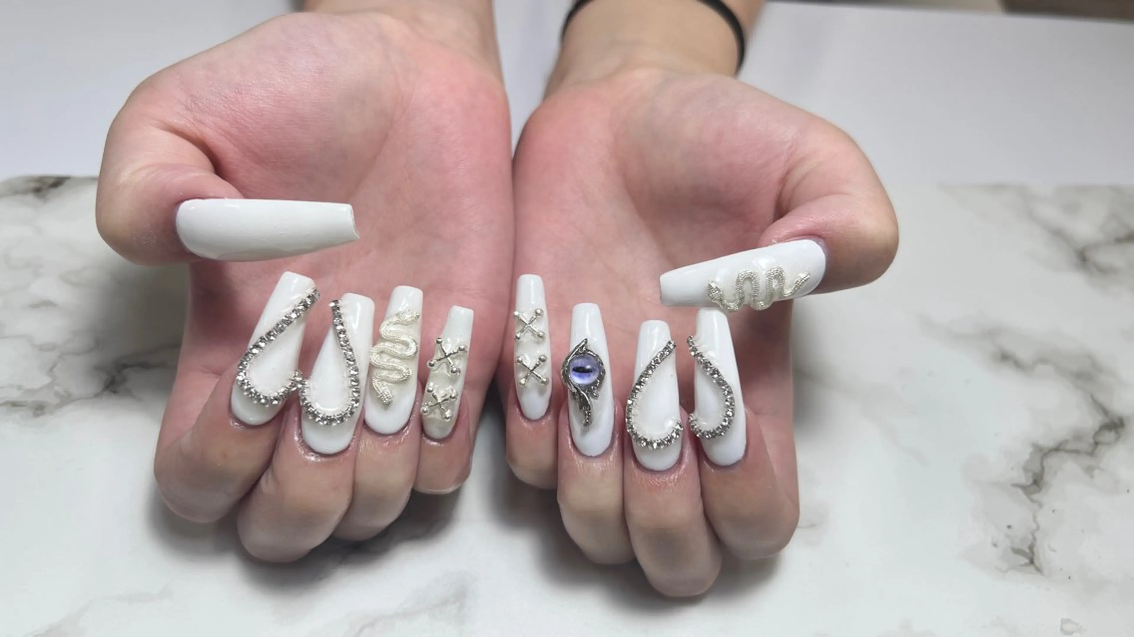ネイル 長さ出し スカルプネイル ワンホンネイル Moa nailのネイルデザイン