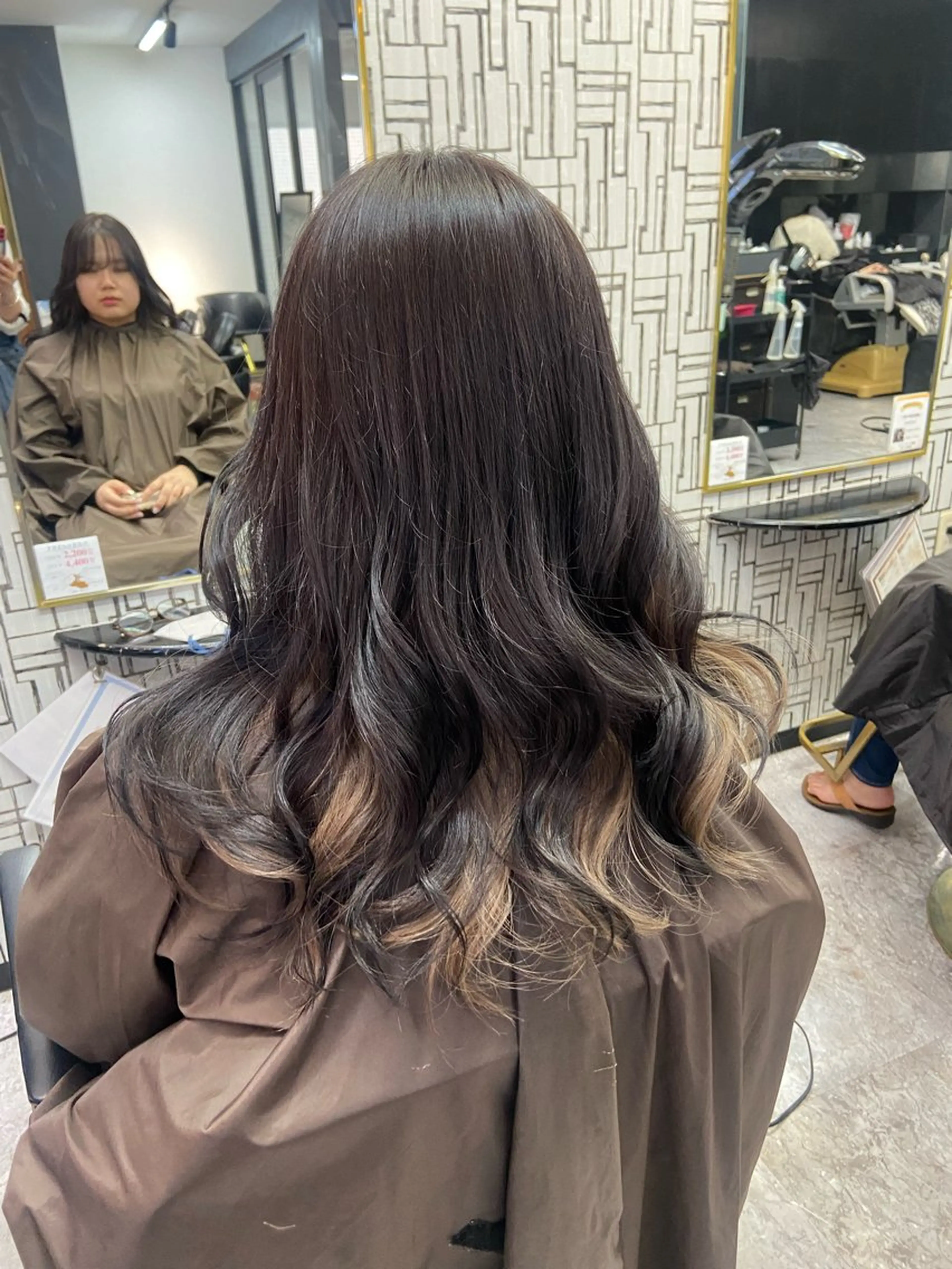 ロング 瀧下 唯のヘアスタイル