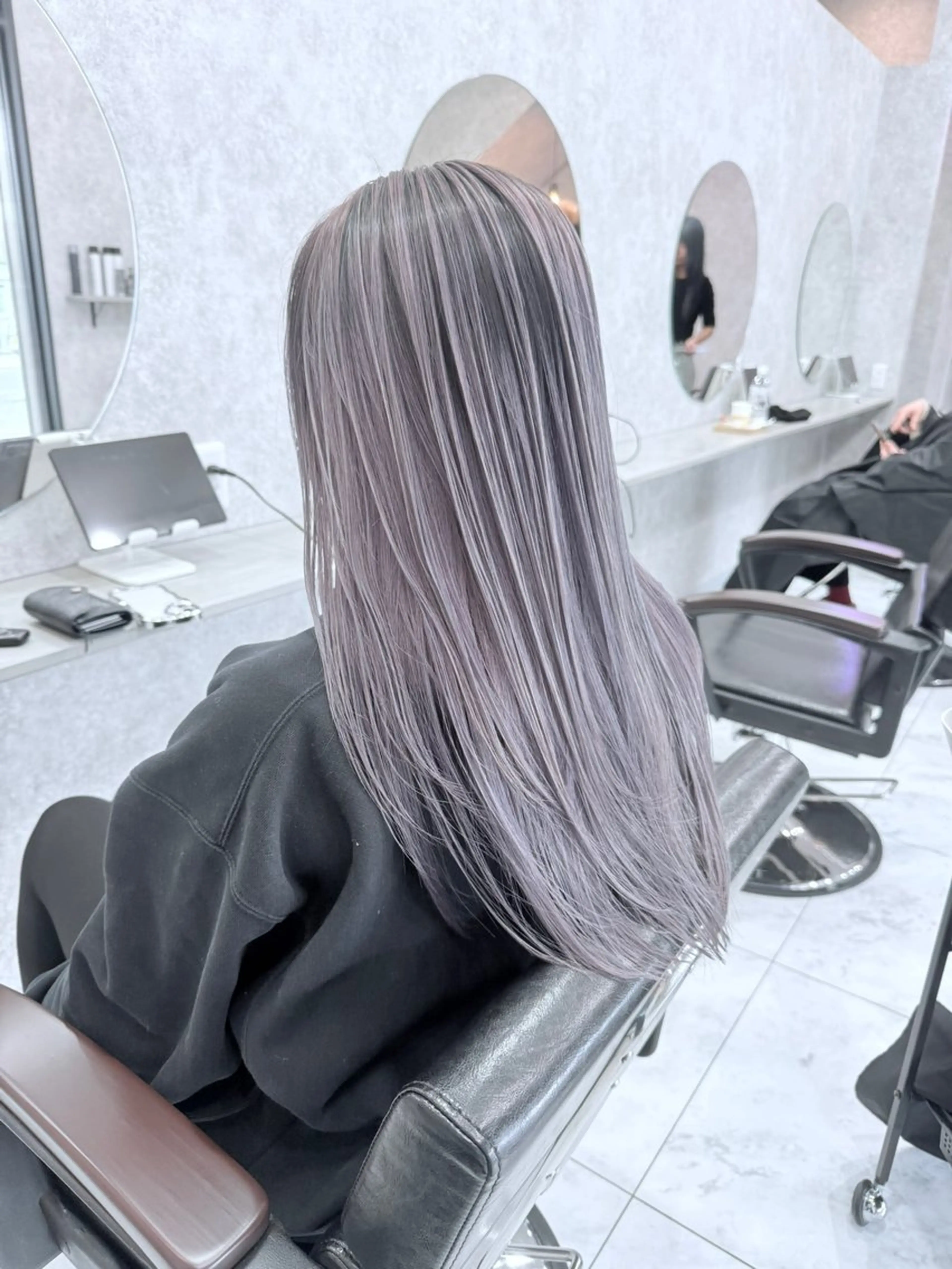 ロング カラー ブリーチ ケアブリーチ デザインカラー ダブルカラー ハイトーンカラー ヘアカラー 🌈派手髪ハイトーン 🌈鈴木亮太🌈のヘアスタイル