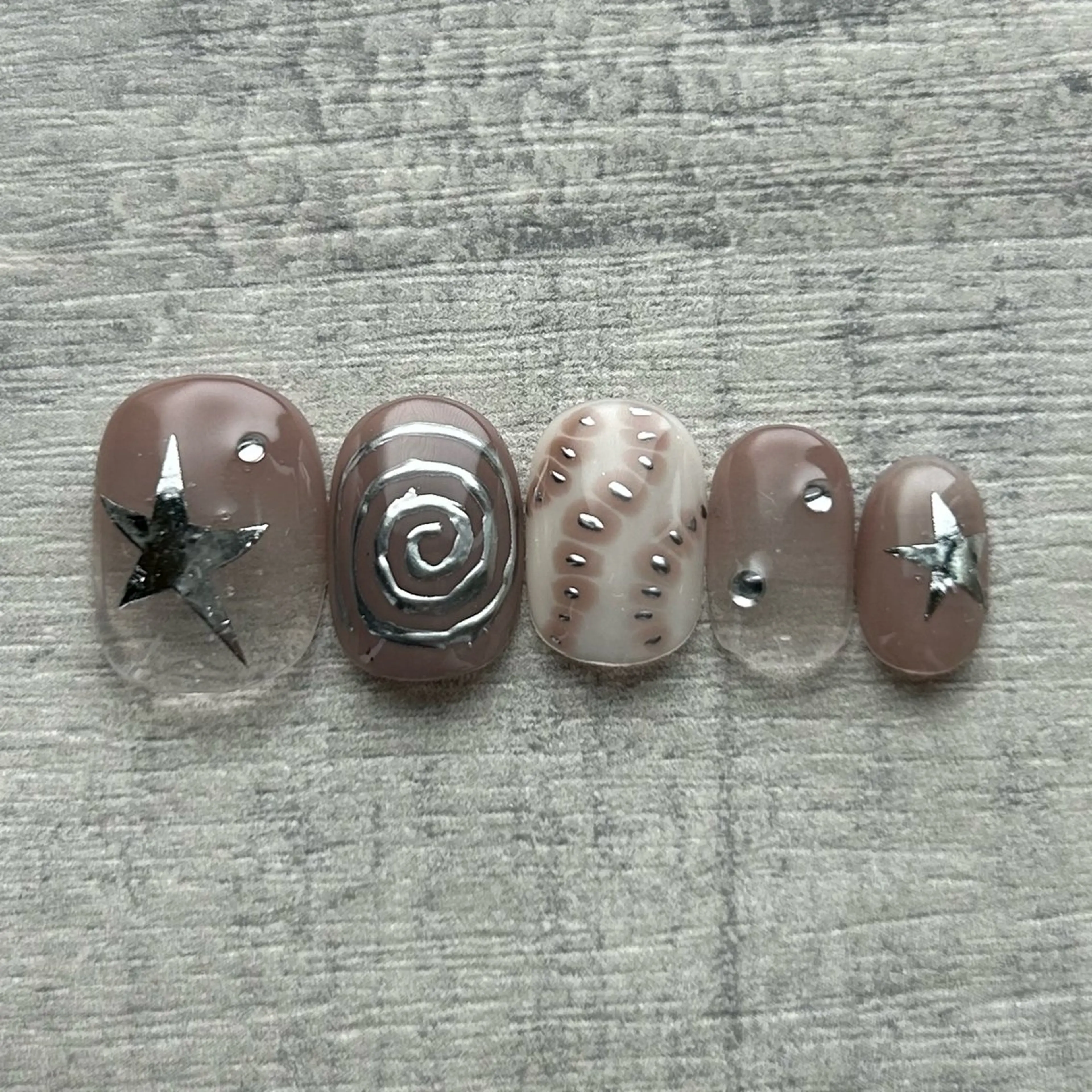 ネイル ユイットジョアーズ宇都宮所属・sato/ ユイットジョアーズのネイルデザイン