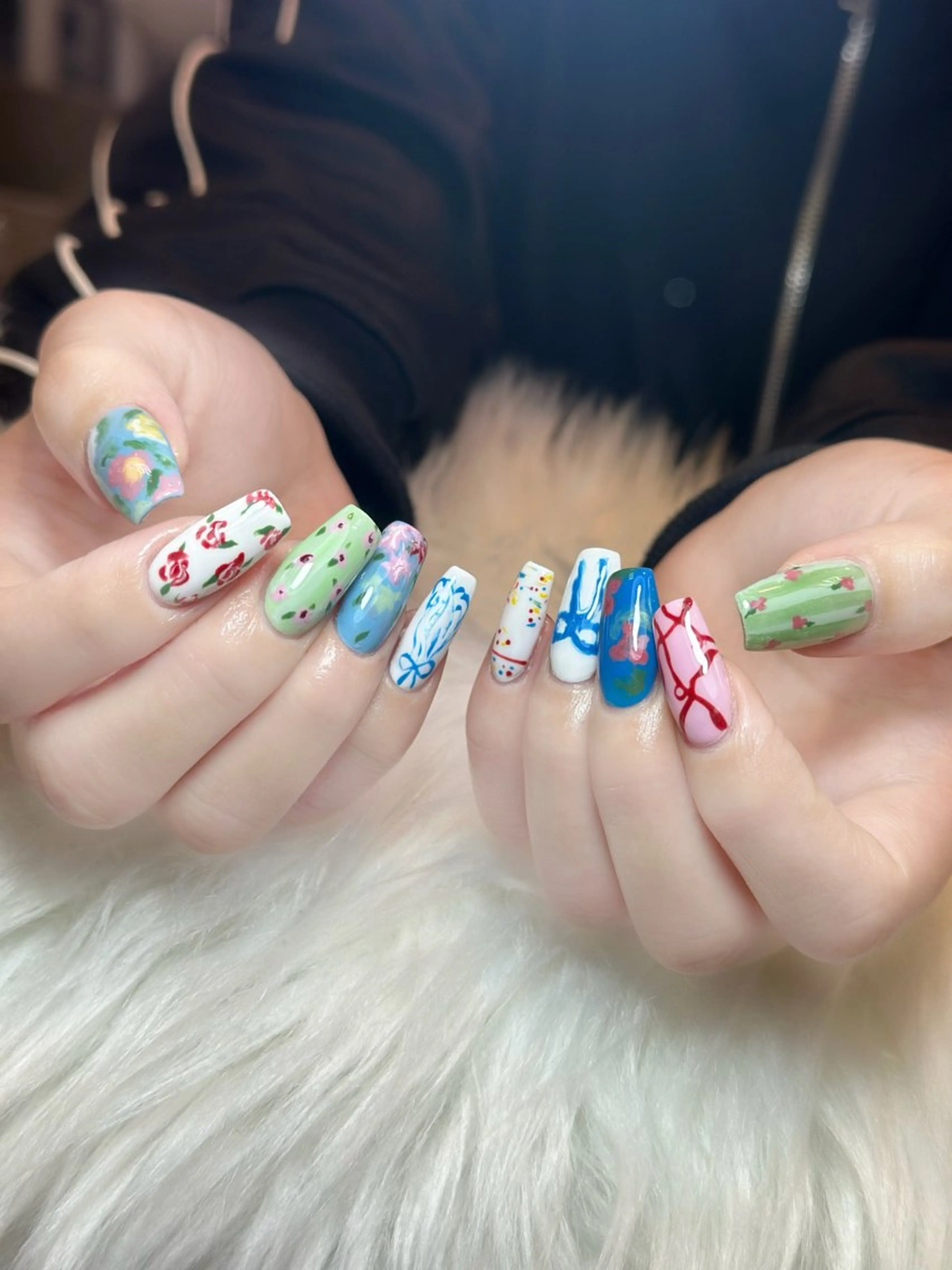 ネイル ANNA NAIL SALON所属・サン サンのネイルデザイン