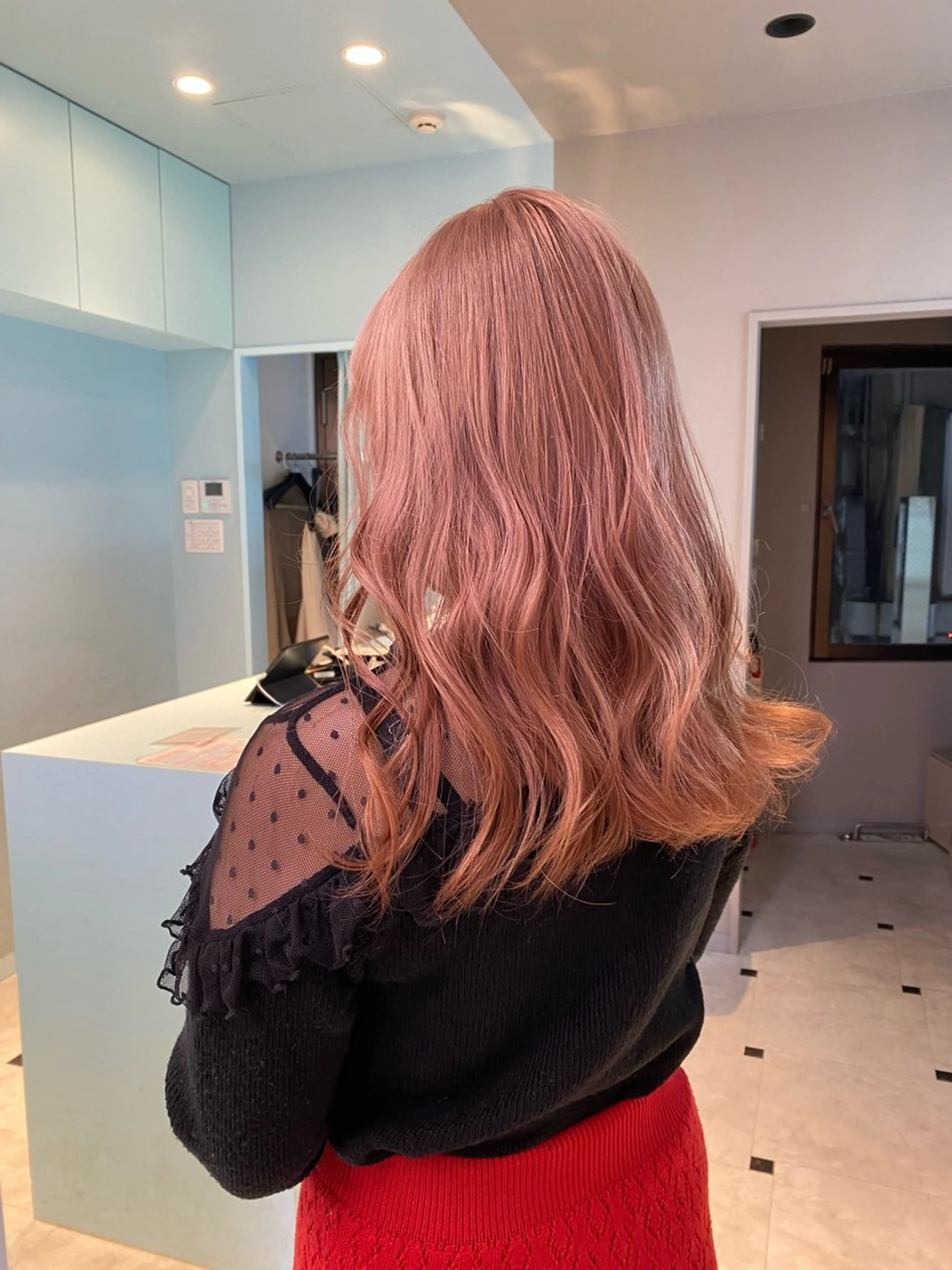 セミロング ケアブリーチ🌟 ♢WATARU♢のヘアスタイル