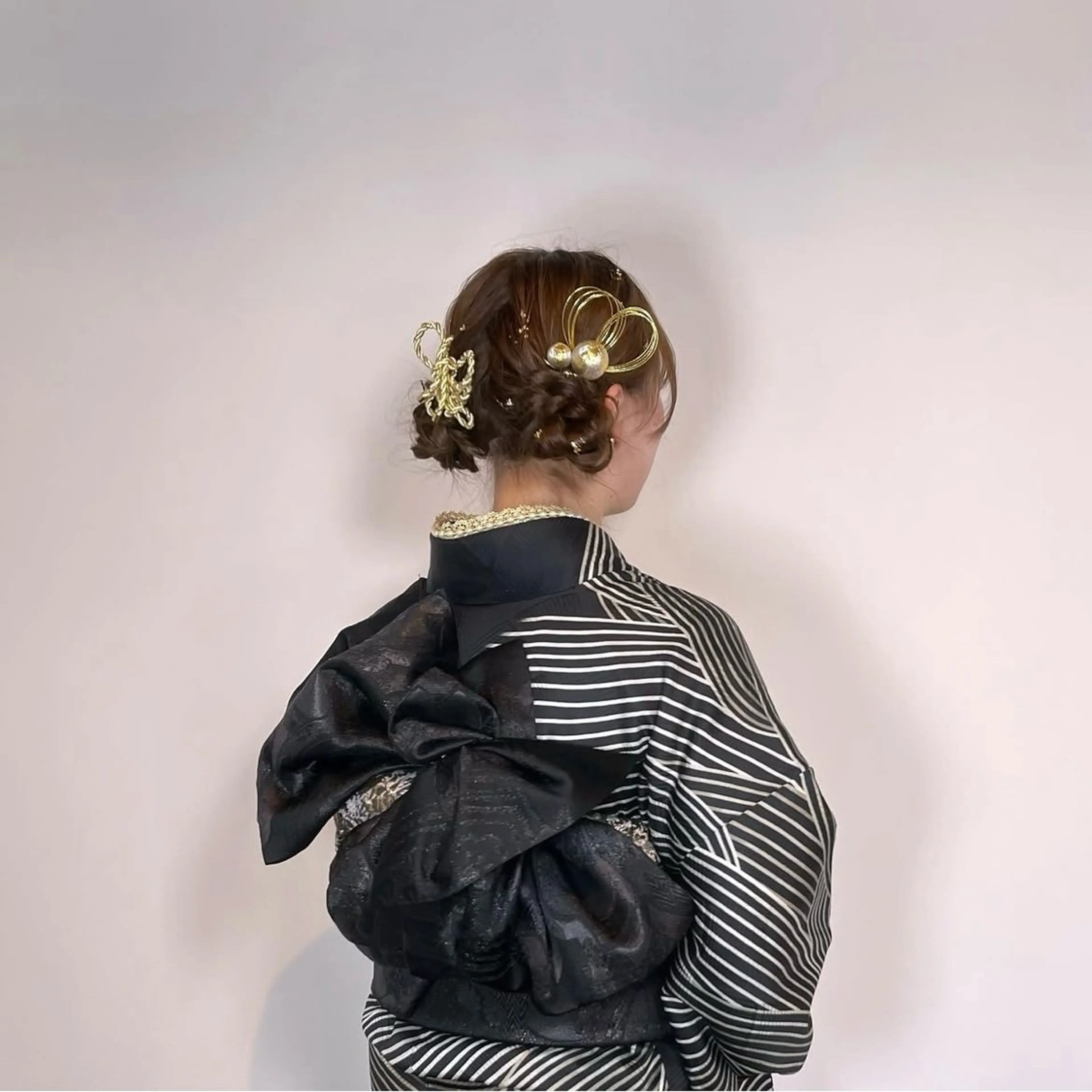 ロング ヘアセット MAHIRU🤍 艶髪・ストレート🫧のヘアスタイル