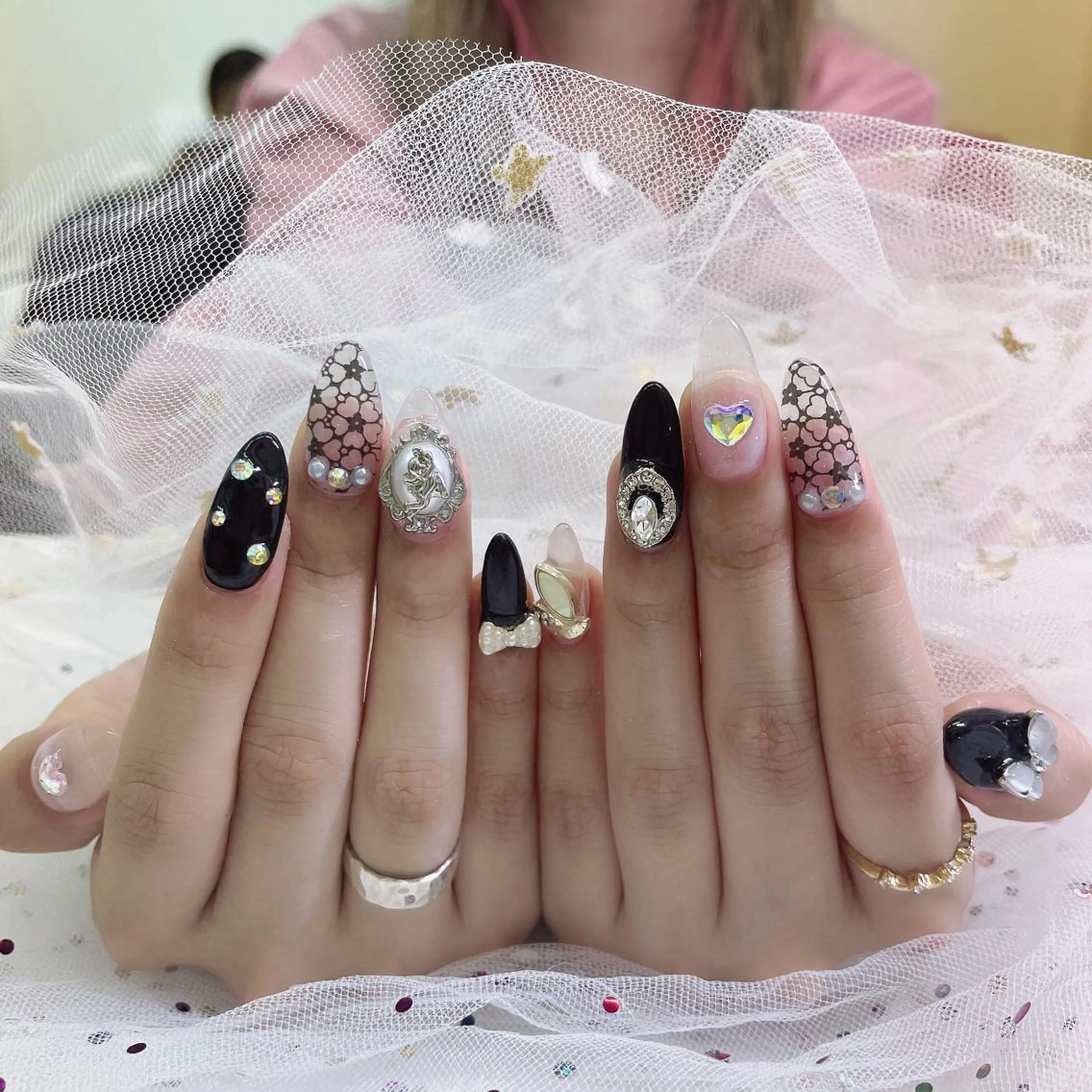 ネイル 🦋ネイルサロン ブラン🌈ゆりのネイルデザイン