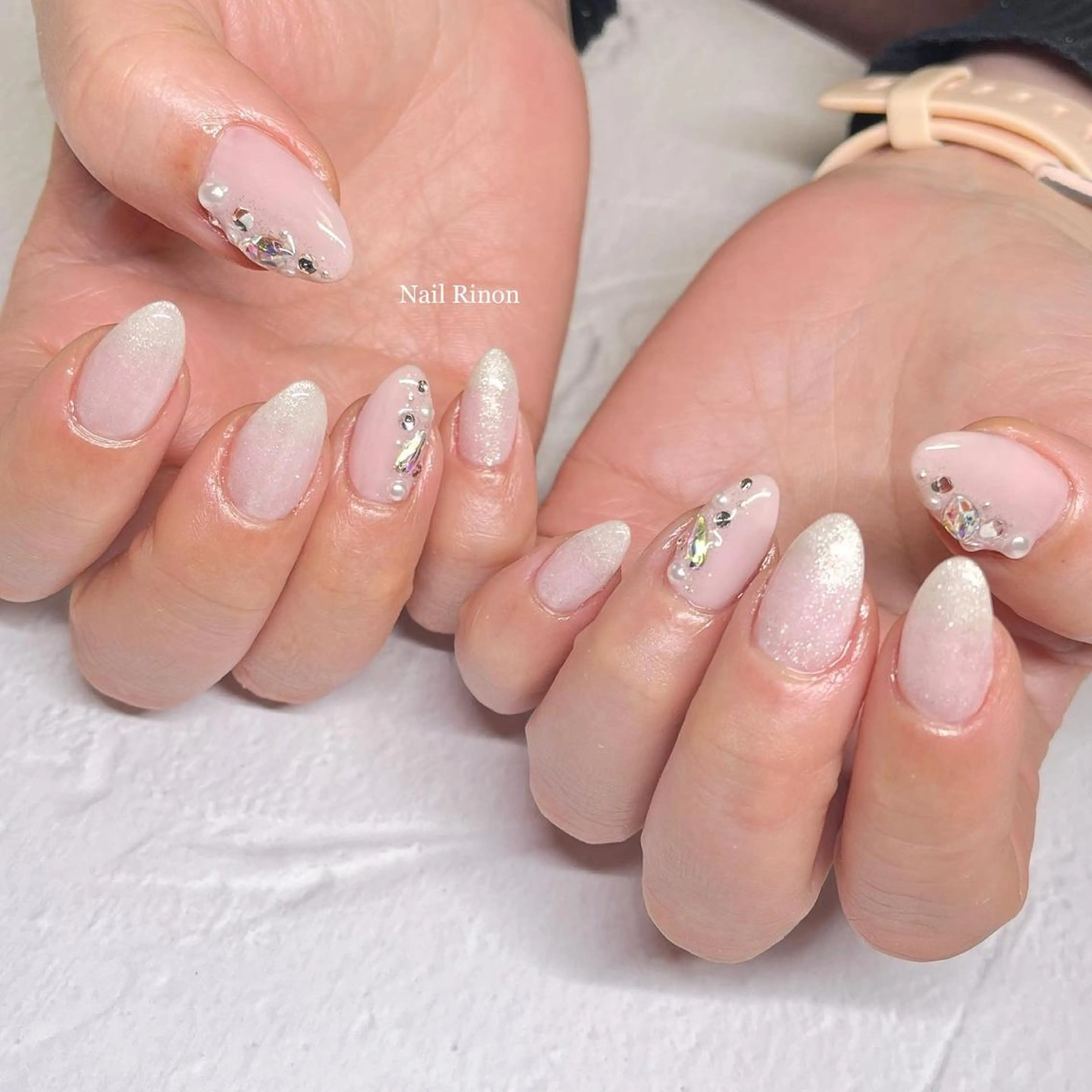 ネイル キラキラネイル ハンドネイル Nail Rinonのネイルデザイン