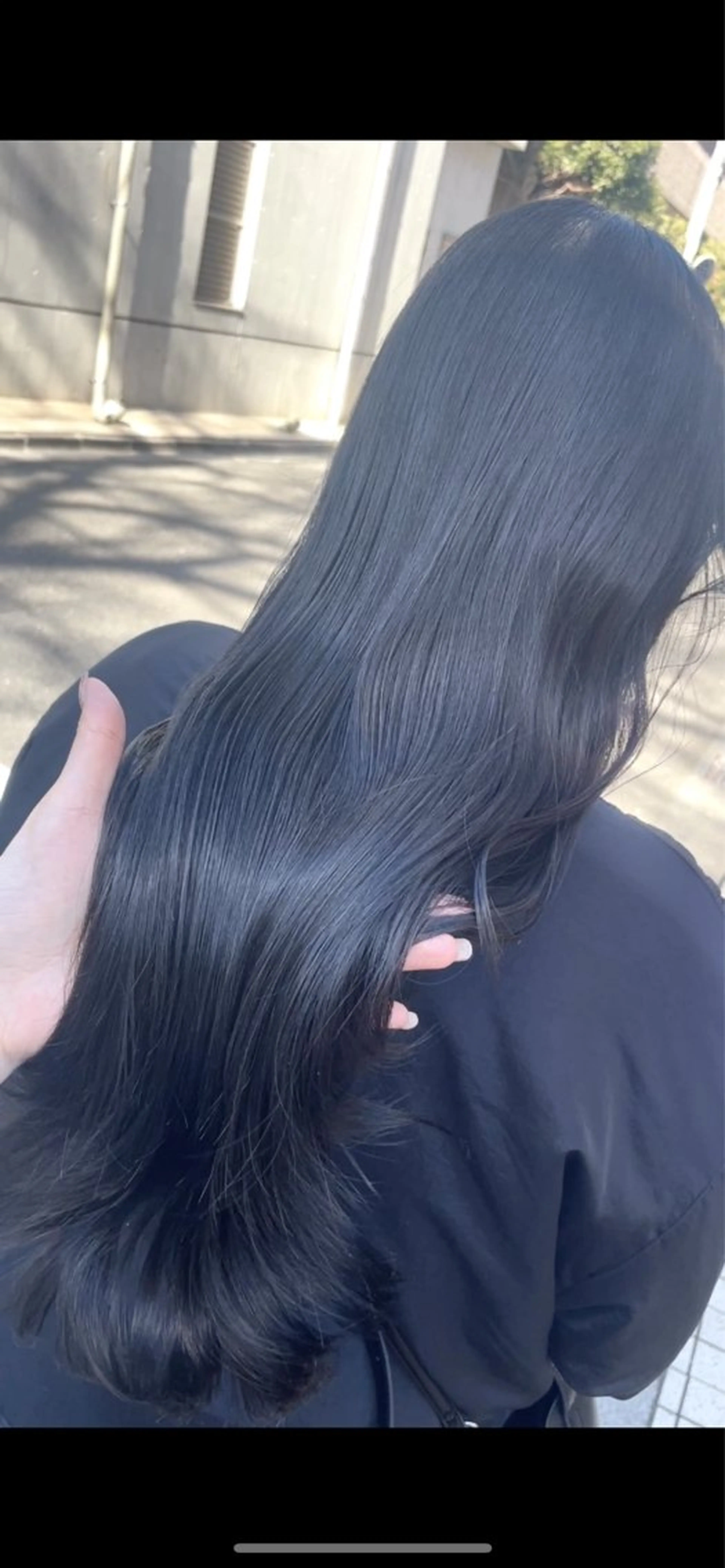 ロング カラー 黒髪 ブルーカラー ブルーブラック ブルーグレー ブルージュ カット ヘアカラー トリートメント BEBE所属・ご新規様限定 透明感カラーKANAのヘアスタイル