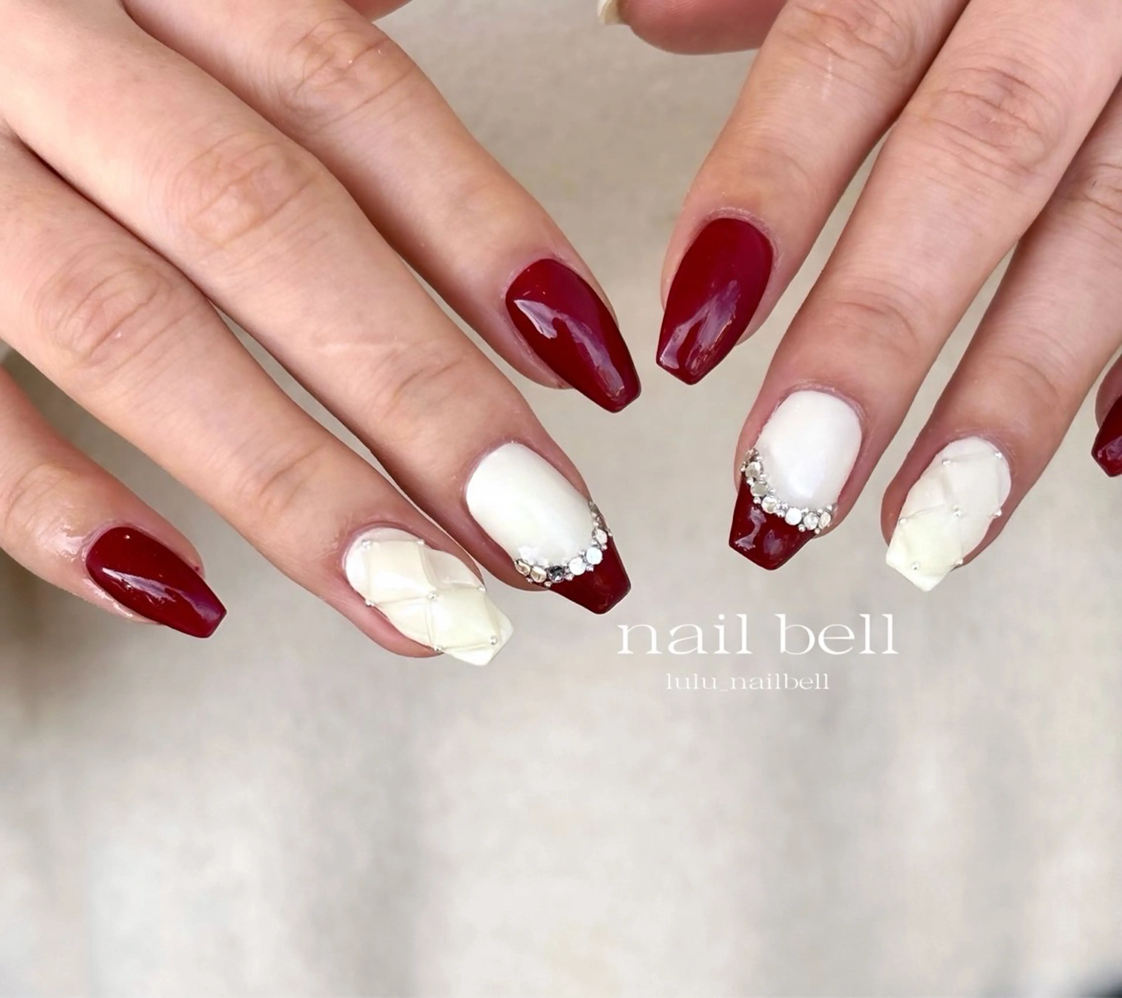 ネイル 大人可愛いネイル🎗 Hinaのネイルデザイン