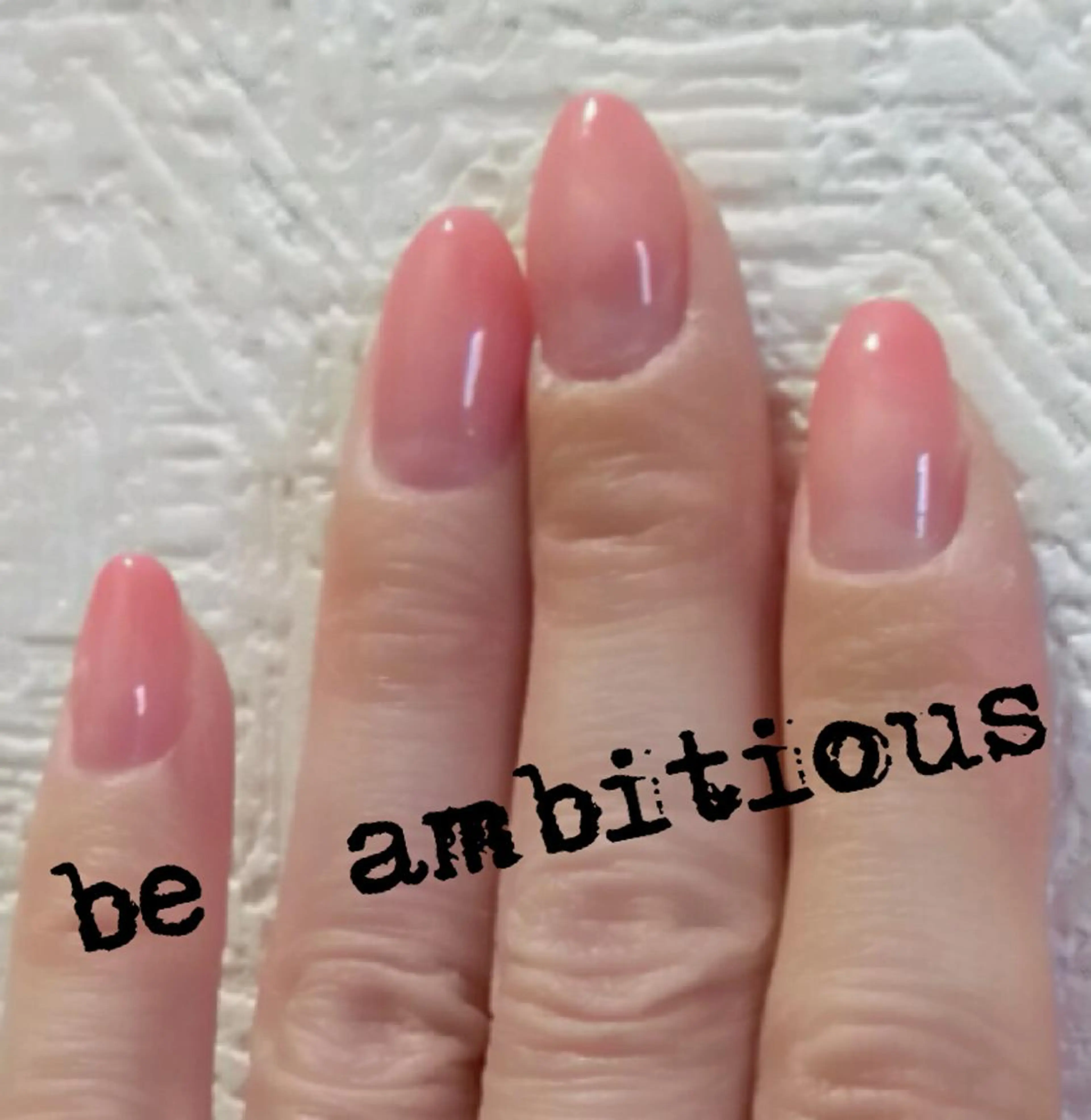 ネイル シンプルネイル EMIKOのネイルデザイン