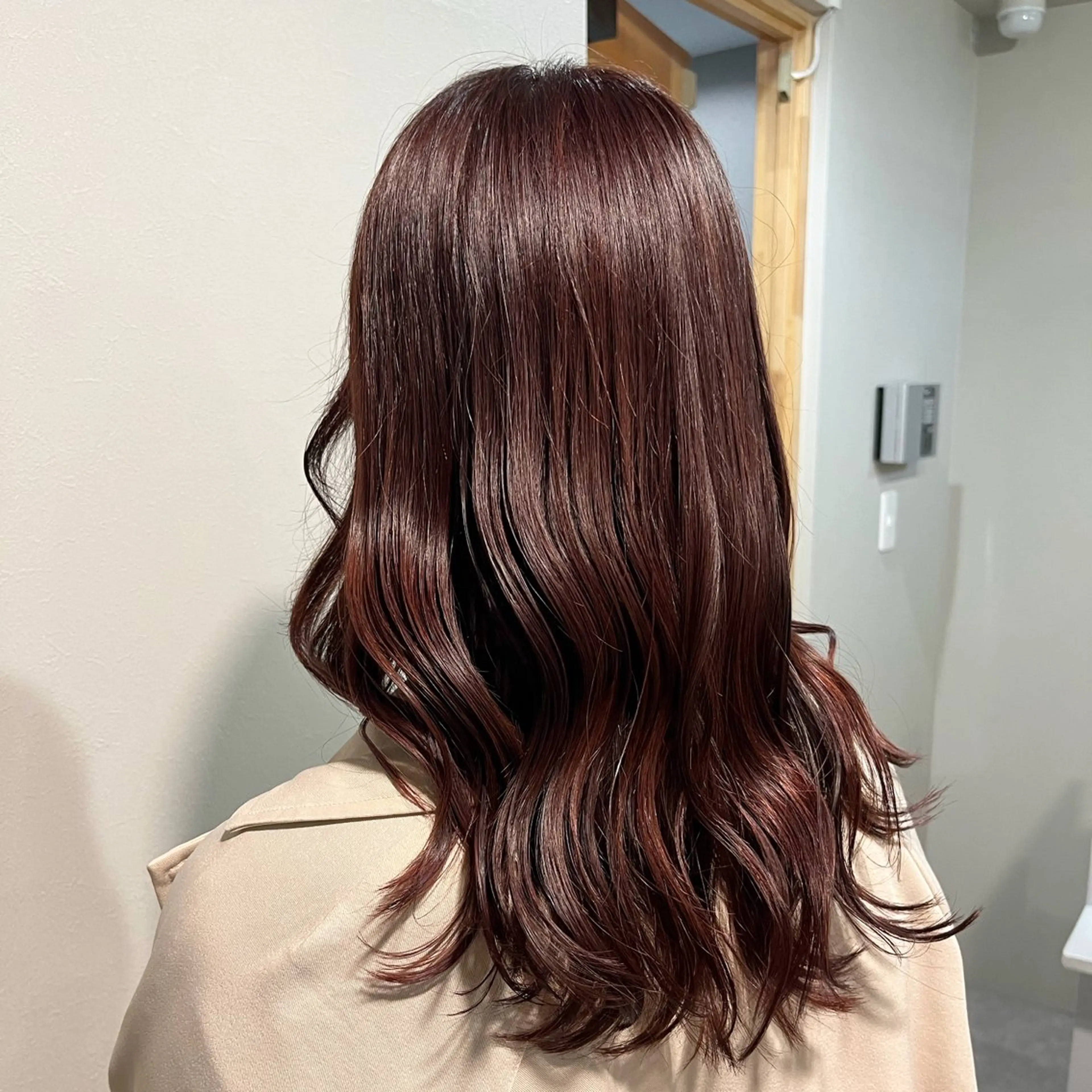 ミディアム eMir... 武蔵小杉所属・新舘 怜奈のヘアスタイル