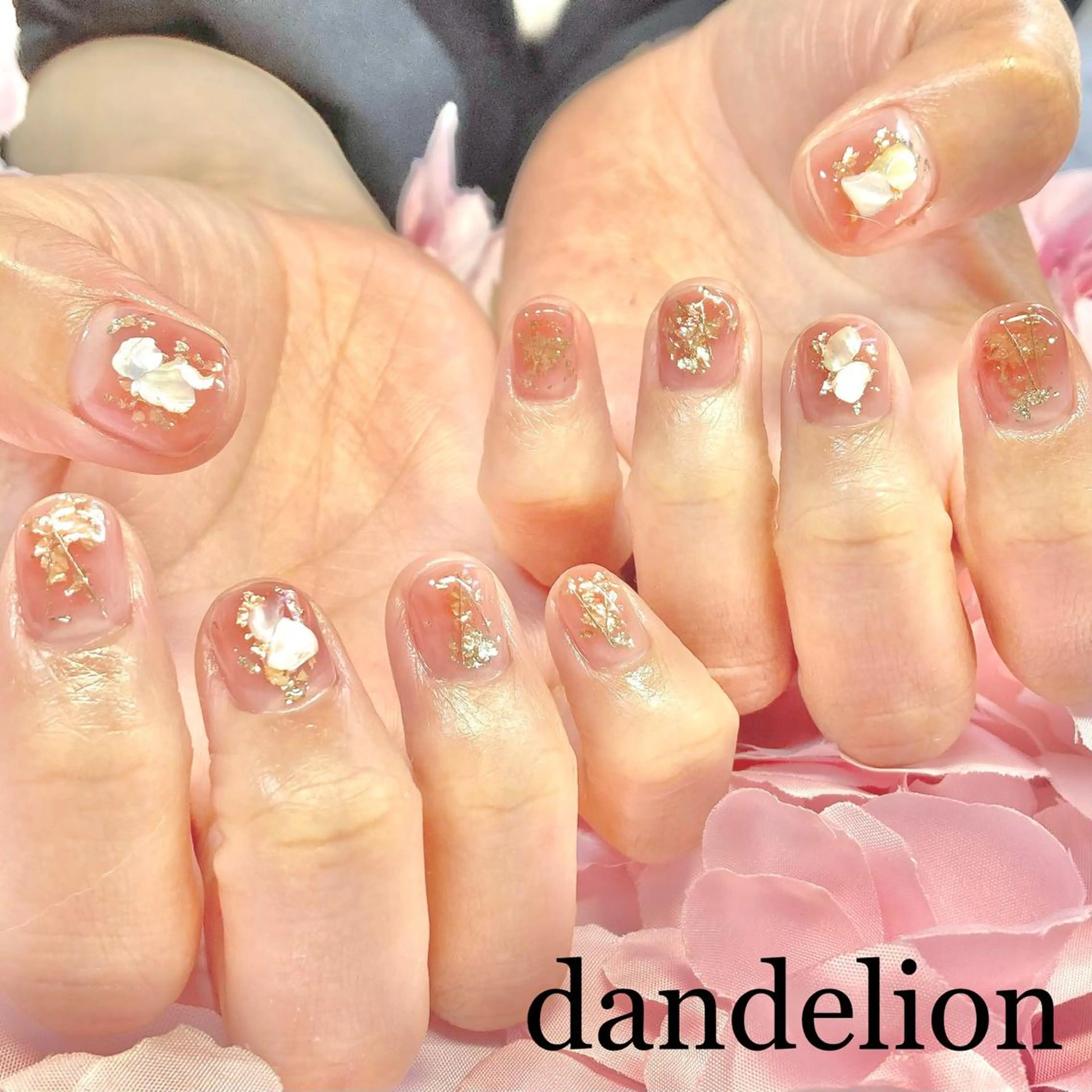 ネイル ハンドネイル ハンドケア dandelion ダンデライオンのネイルデザイン