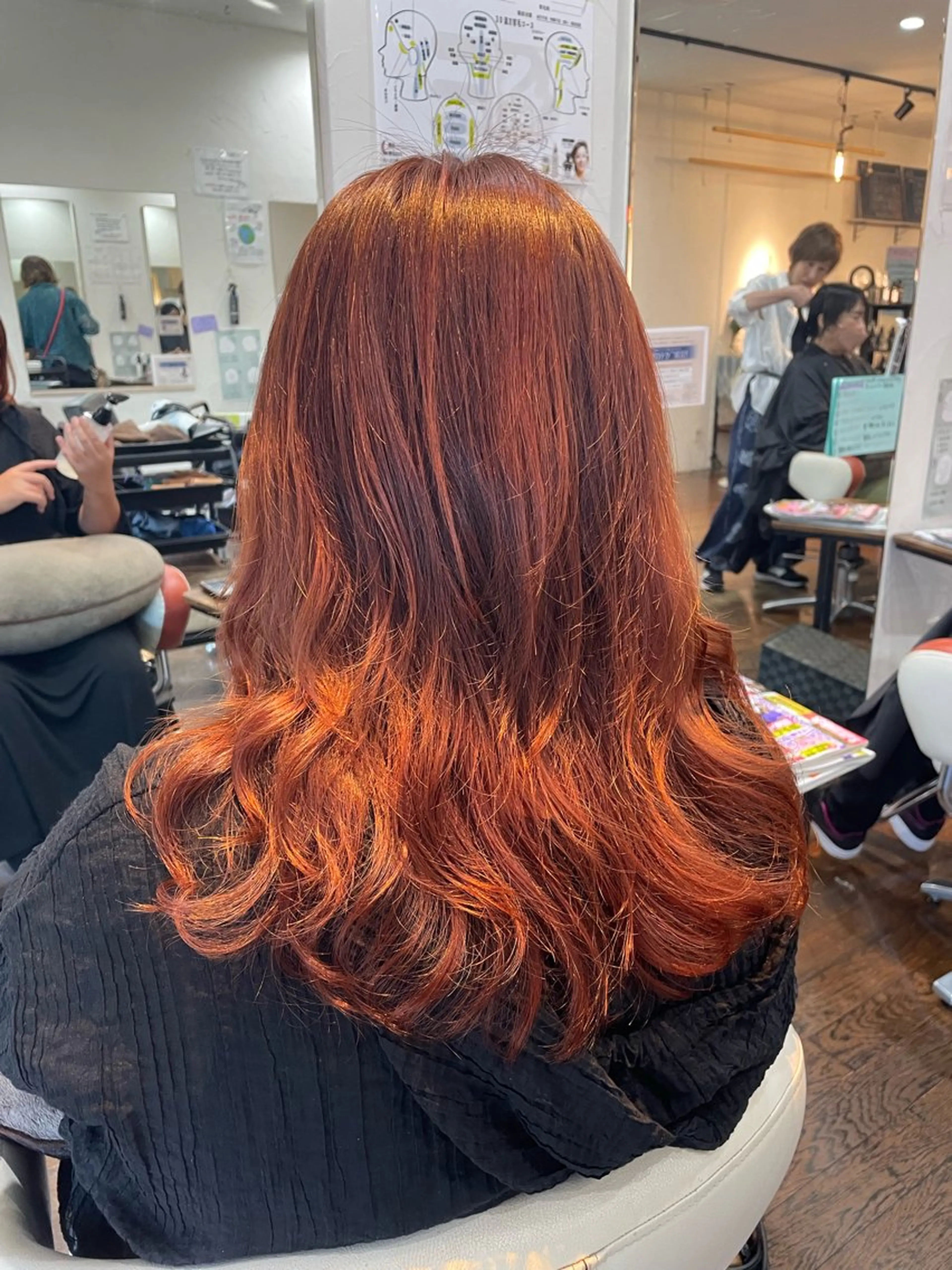 ロング カラー オレンジ ヘアカラー 梶田 楓子のマツエク・マツパデザイン