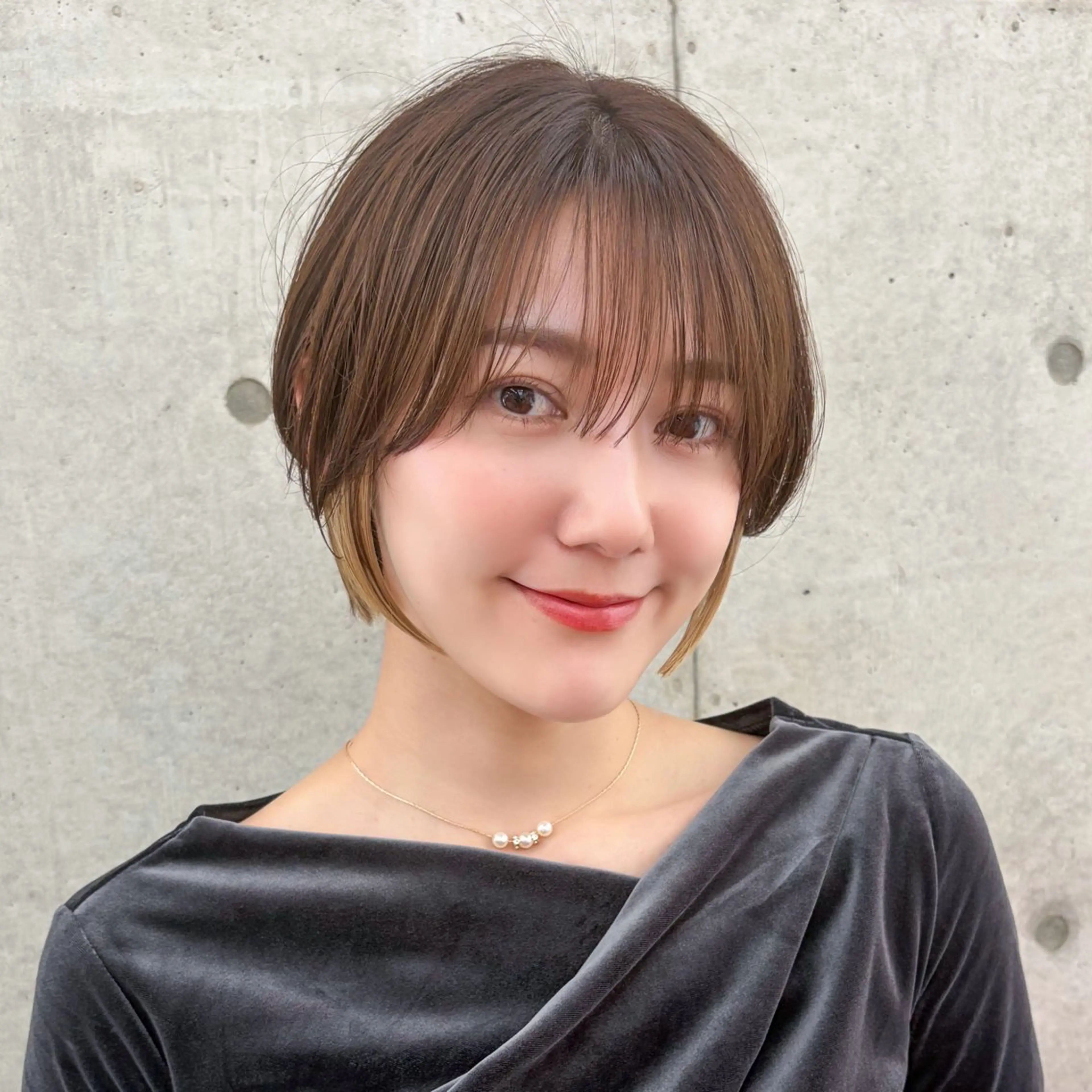 ショート ショート/レイヤー/ 縮毛矯正/ 渡邊莉玖のヘアスタイル