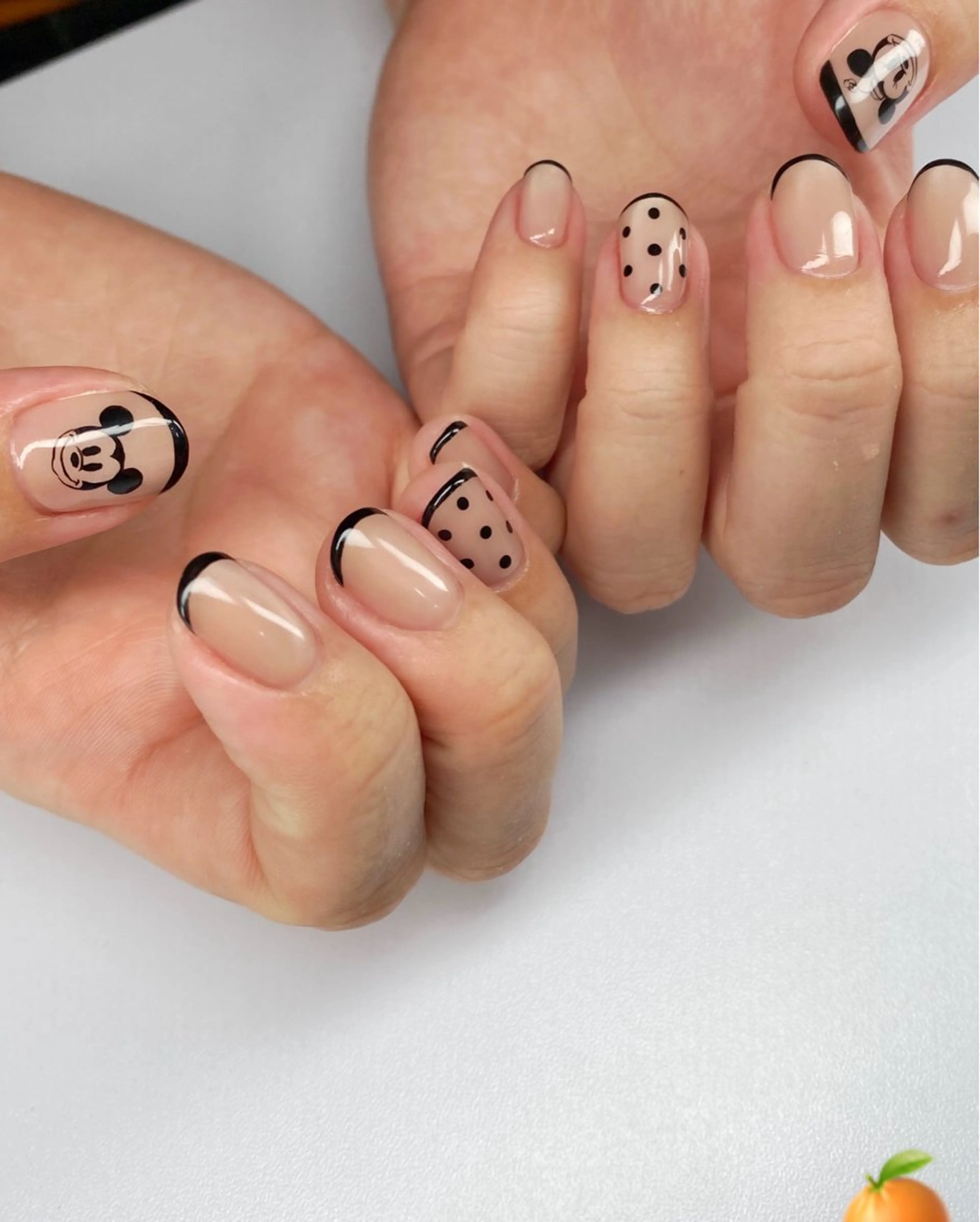 ネイル アートネイル マグネットネイル アトリエみかん所属・MIKA 🍊のネイルデザイン