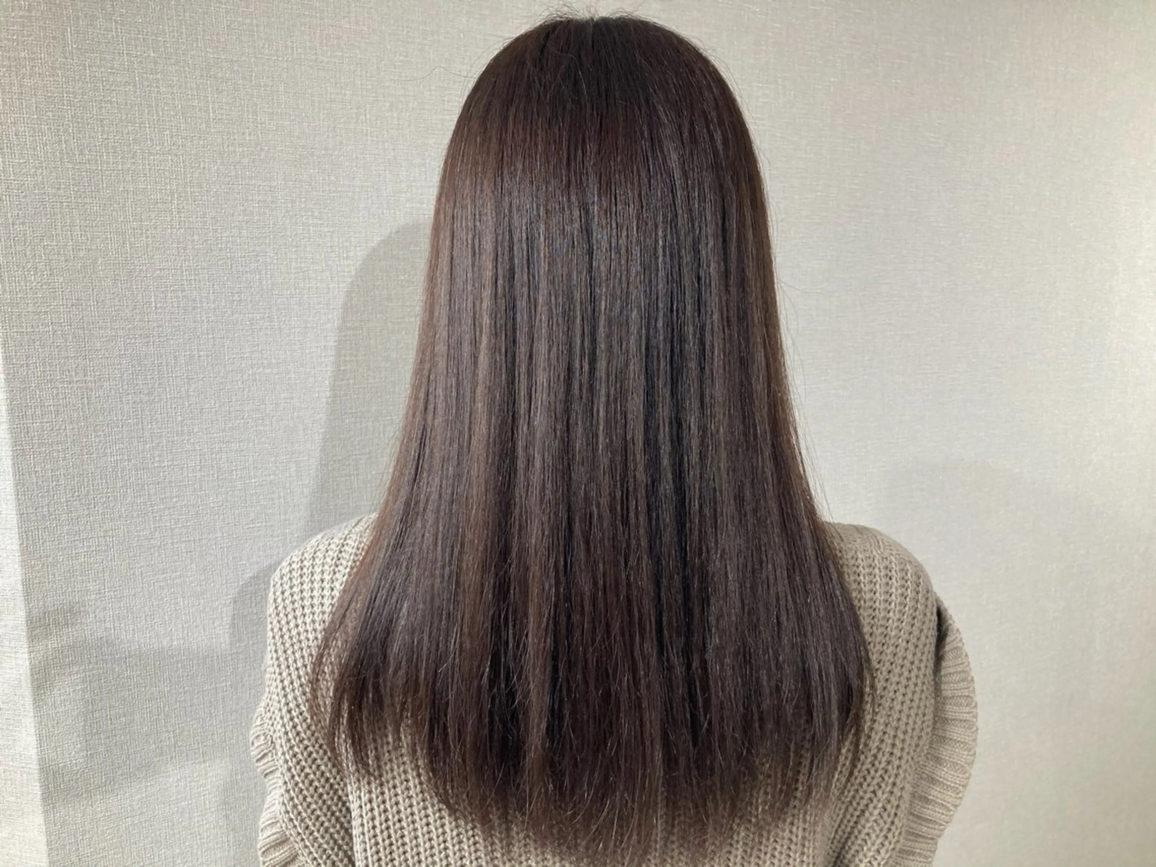 セミロング カット ヘアカラー 野々市市役所徒歩1分 /カラー/縮毛矯正のヘアスタイル