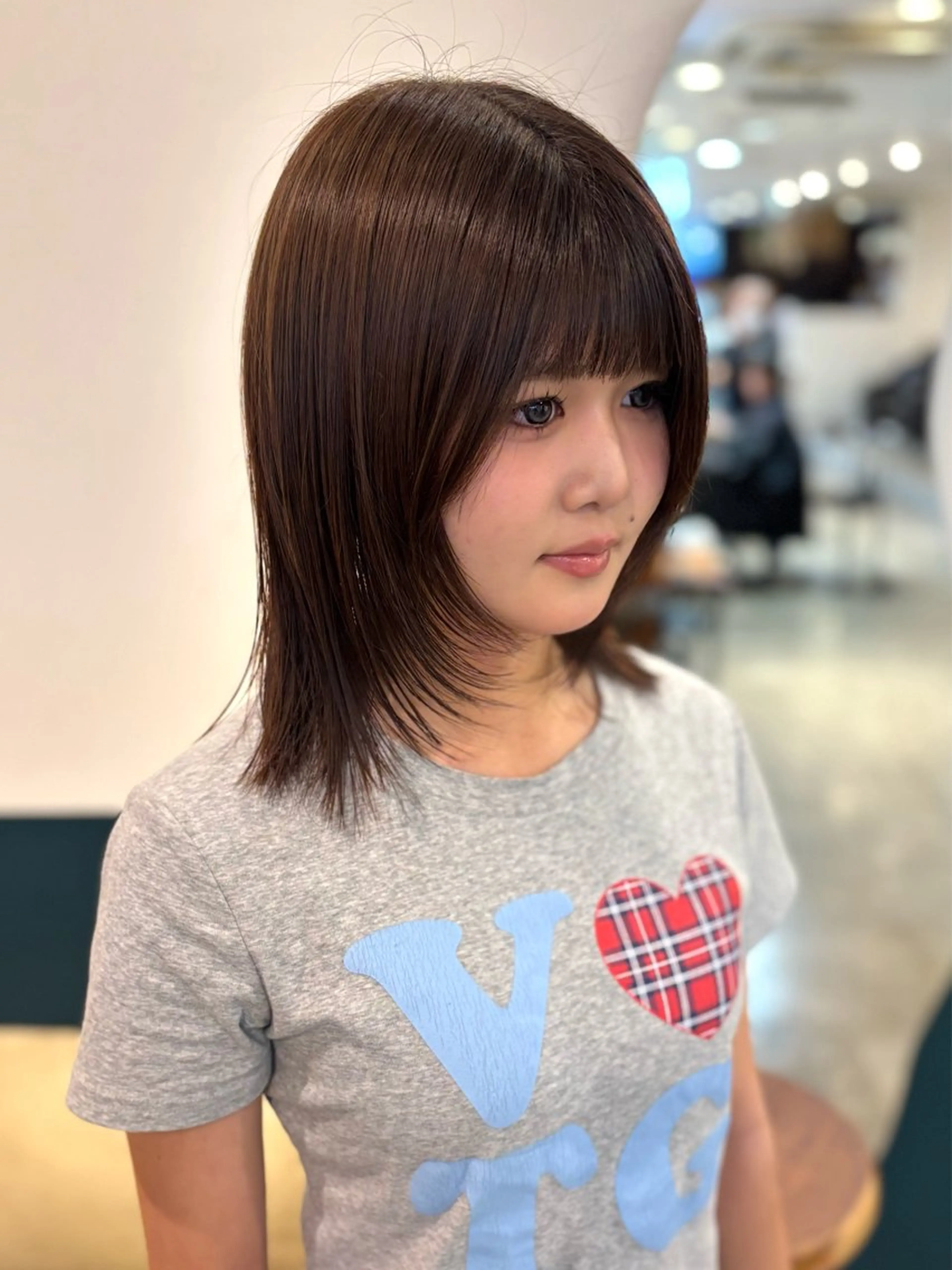 ミディアム ボブ 顔まわりレイヤー 顔周りカット 伸ばしかけ レイヤーカット カット ☁️RIKA☁️ @ri2_____bのヘアスタイル