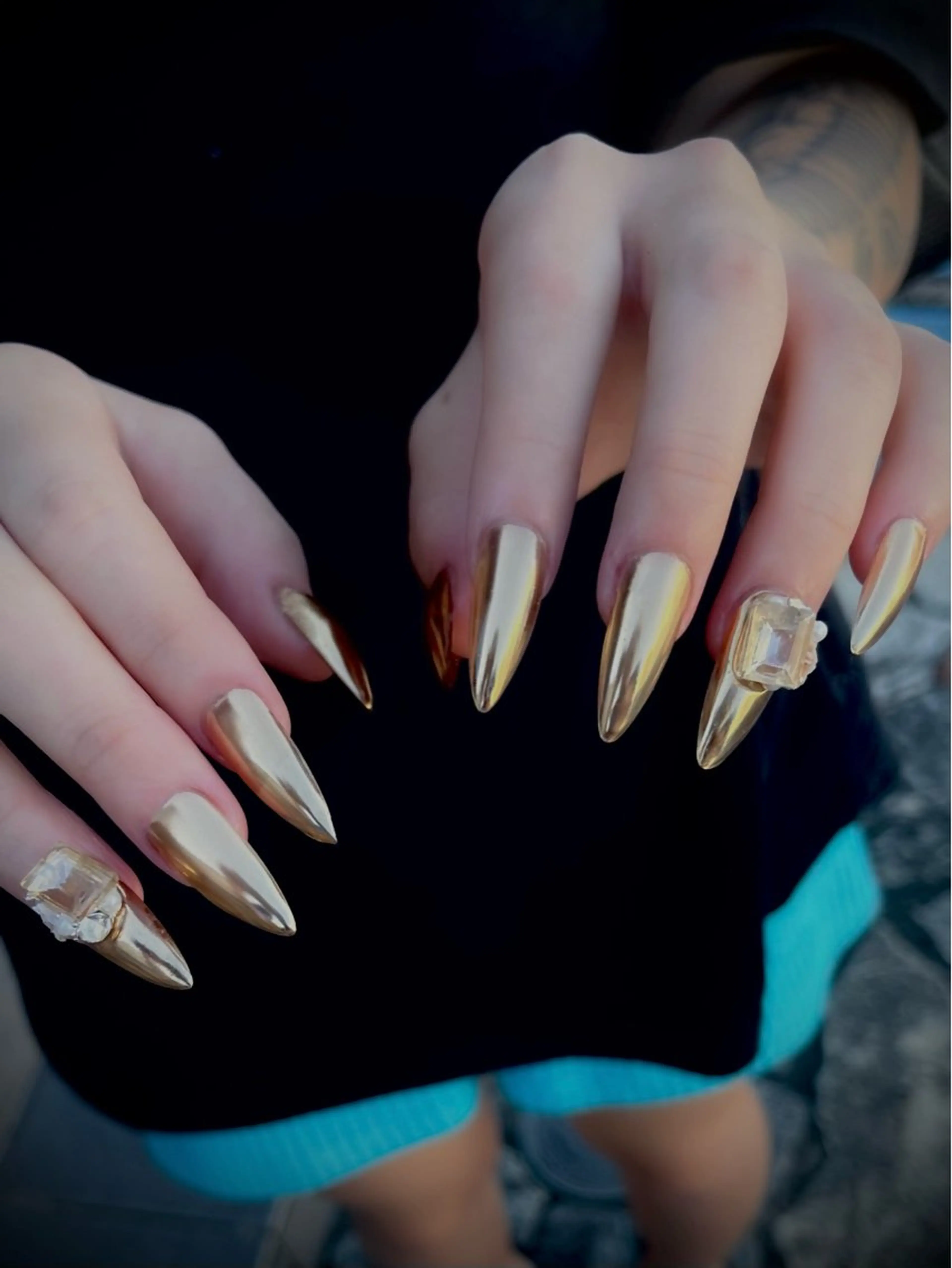 ネイル キラキラネイル マグネットネイル ワンカラーネイル スカルプネイル ワンホンネイル nine.🦋 YUKOのネイルデザイン