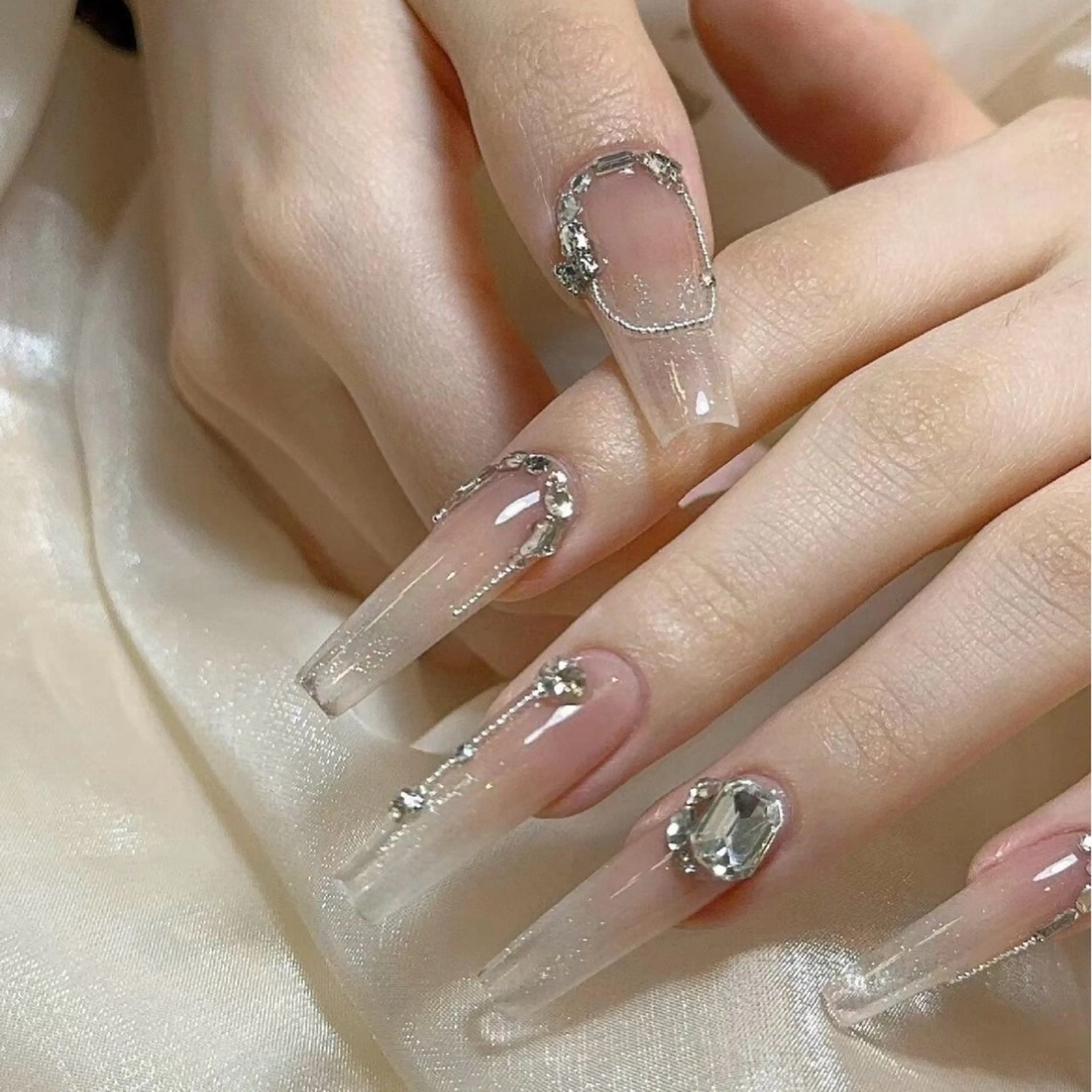 ネイル ハンドネイル U.mi Nail Salonのネイルデザイン