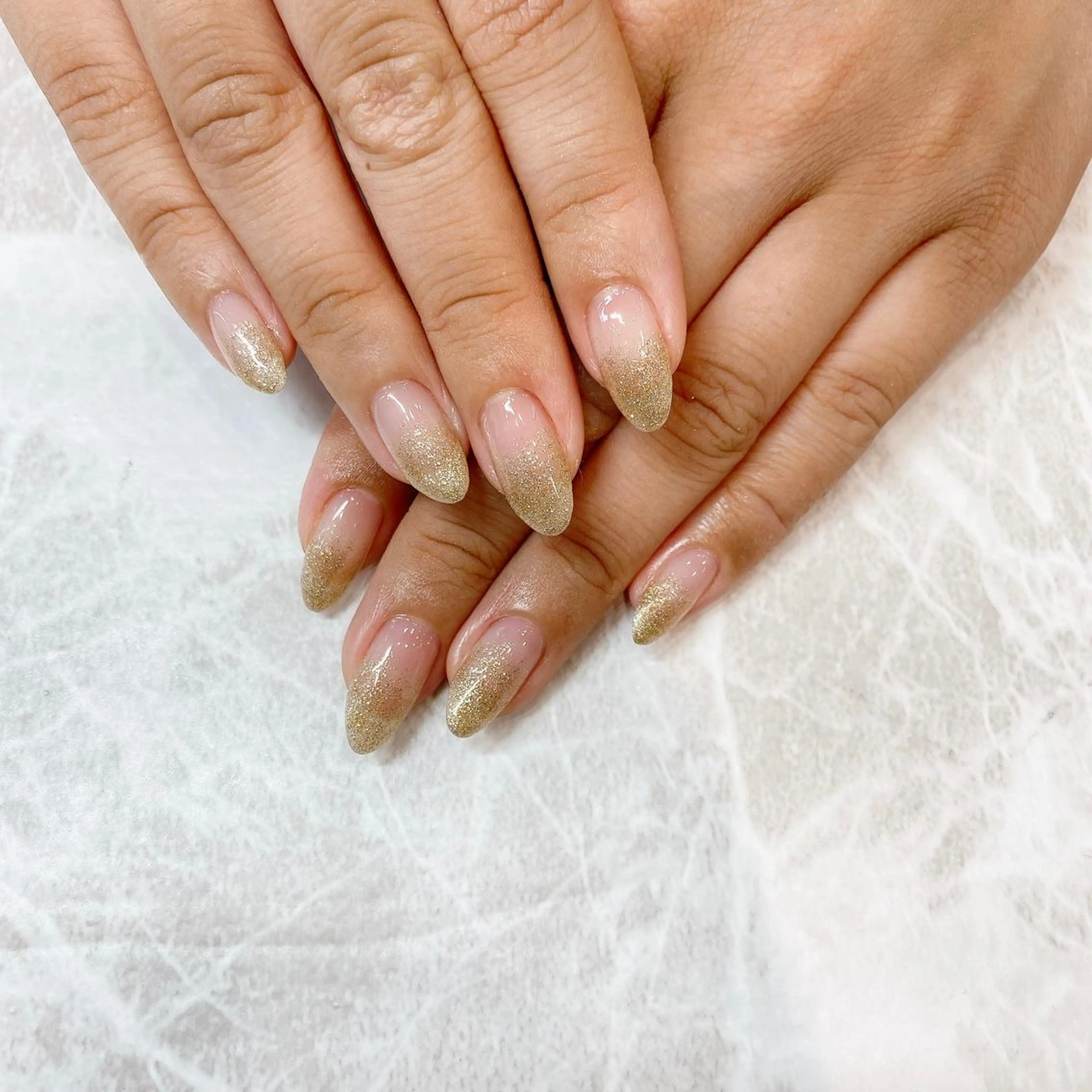 ネイル グラデーション ハンドネイル 関谷 真登佳のネイルデザイン