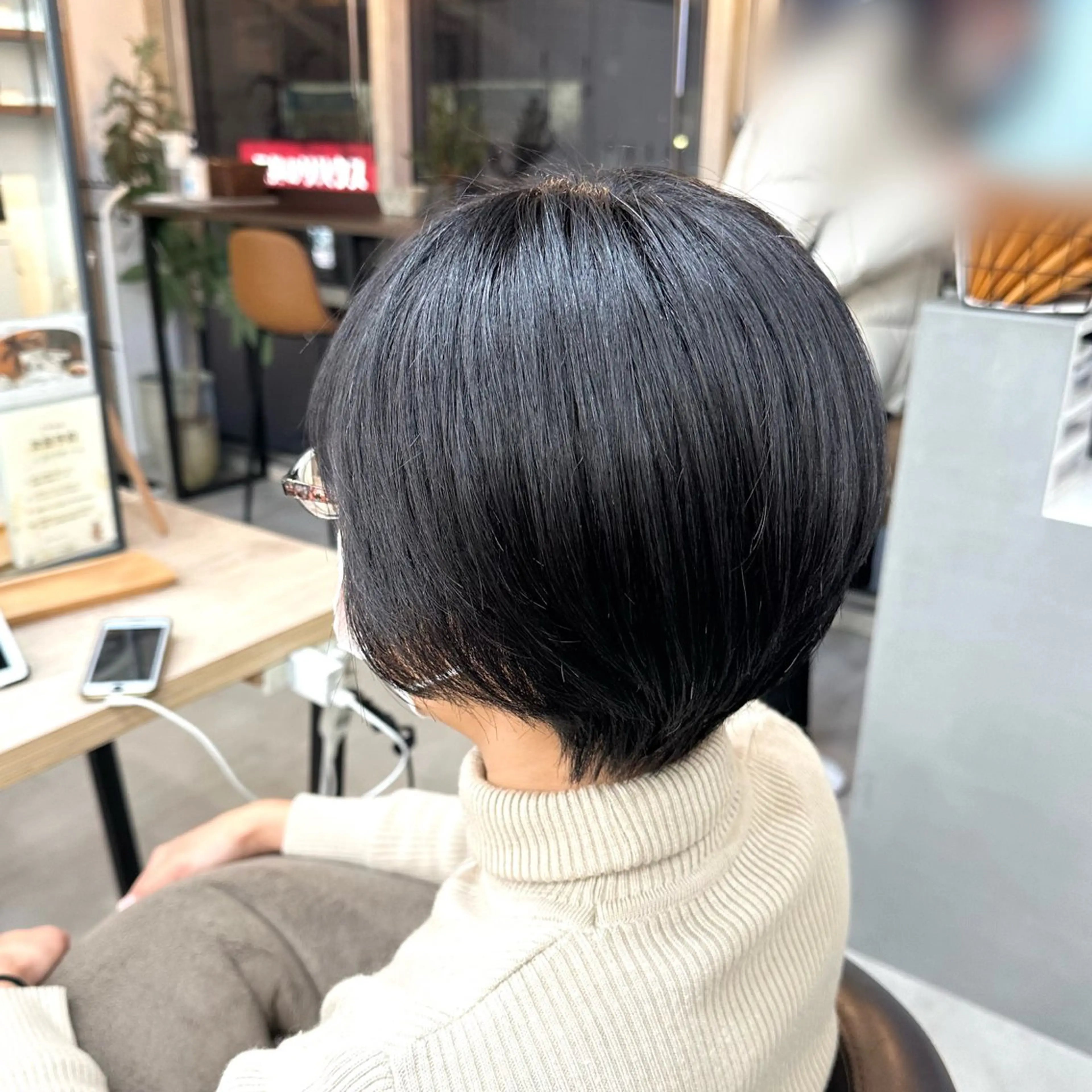 ショート ピンク・ラベンダー 艶カラー🍁かえでのヘアスタイル
