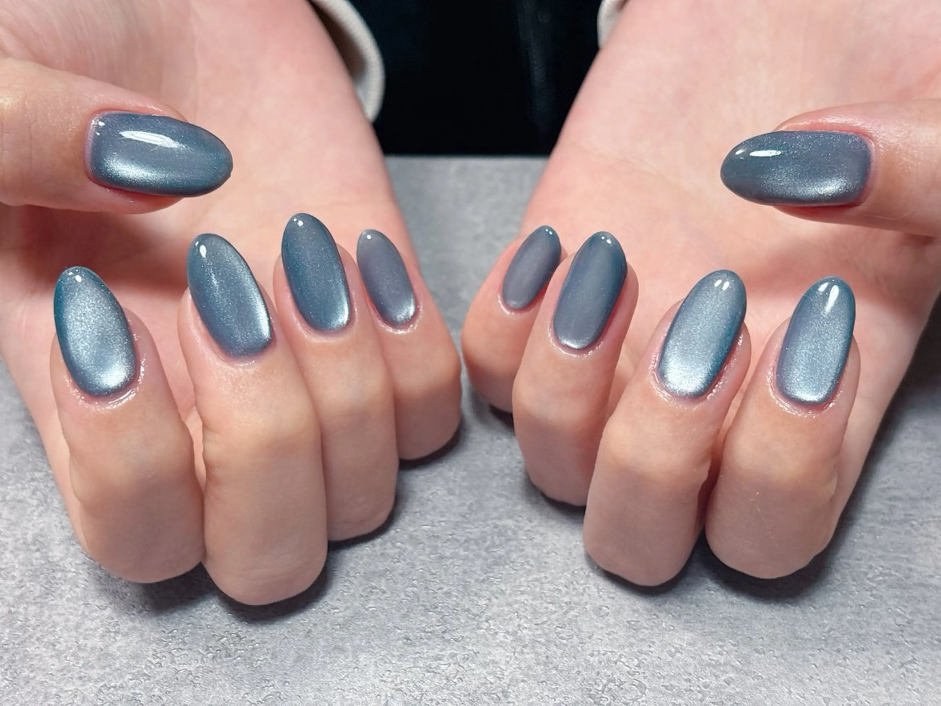 ネイル マグネットネイル 冬ネイル クリスマス ハンドネイル ハンドケア ゆ か_Nails💫のネイルデザイン