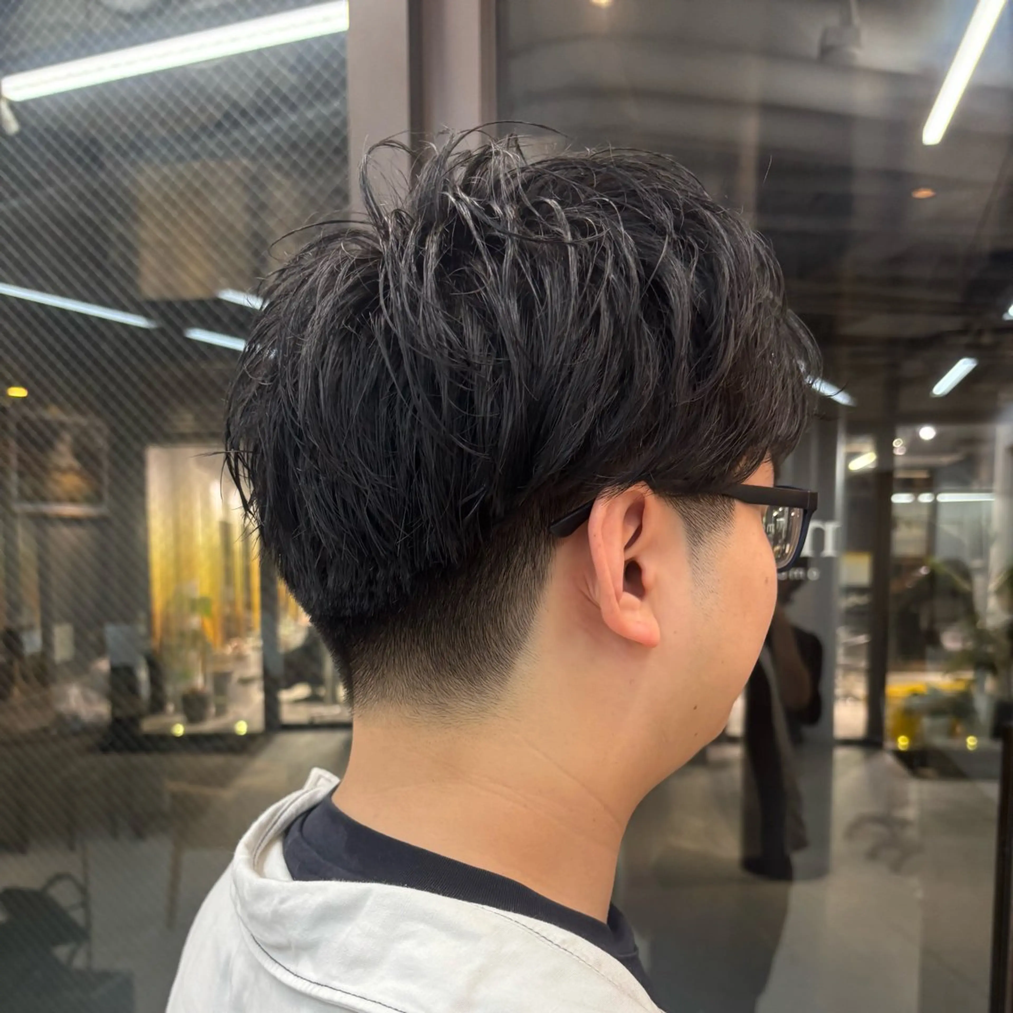 ショート メンズ 艶髪ストレート/ 理美容師/ショウキのヘアスタイル