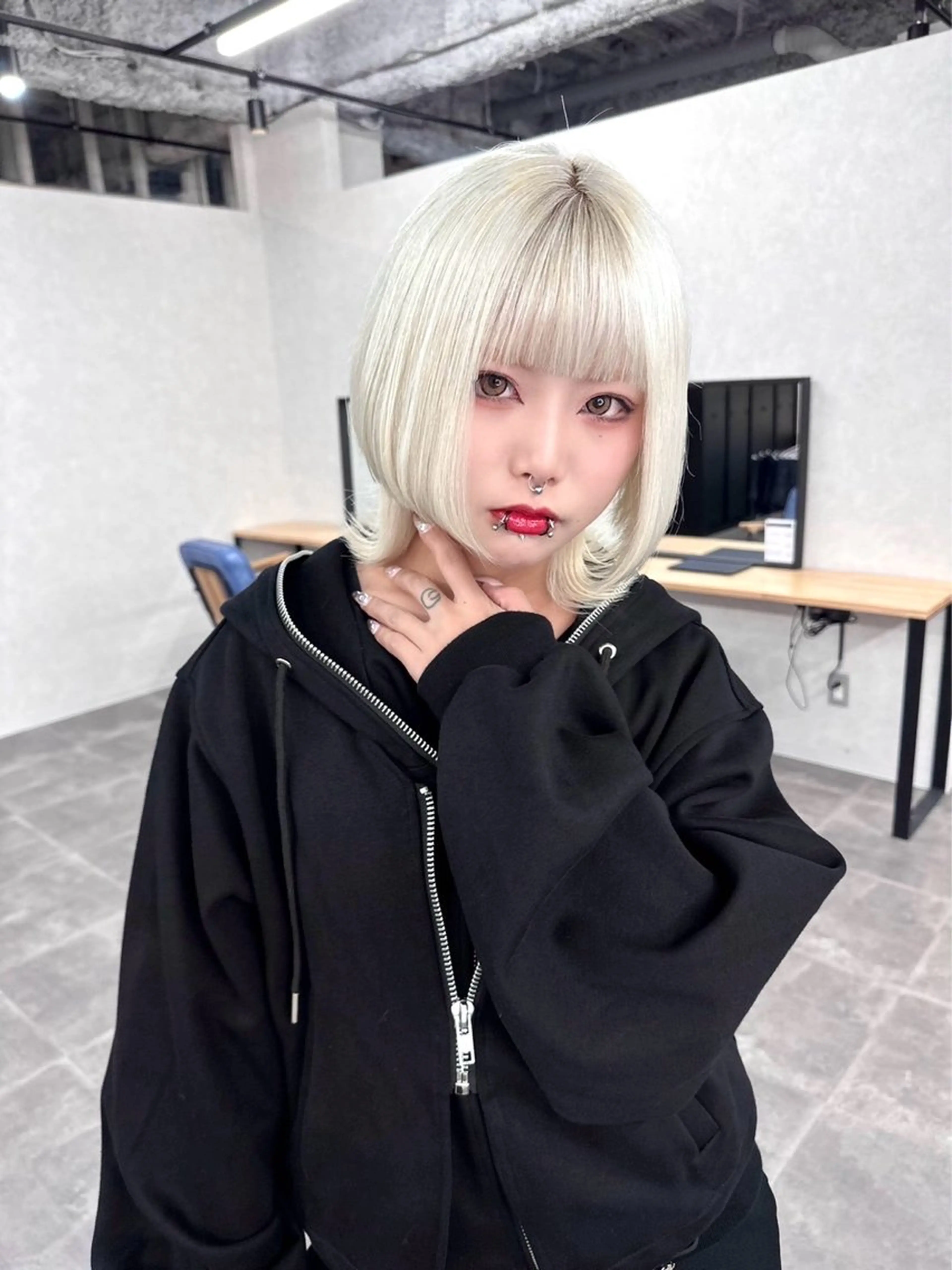 ショート カット ヘアカラー Aika 🖤のヘアスタイル